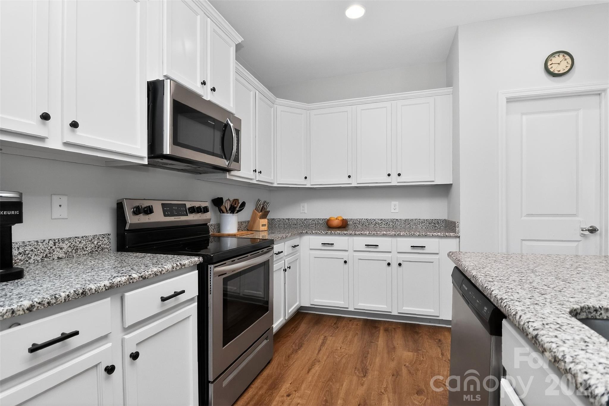 413 Colton Street — Oakboro