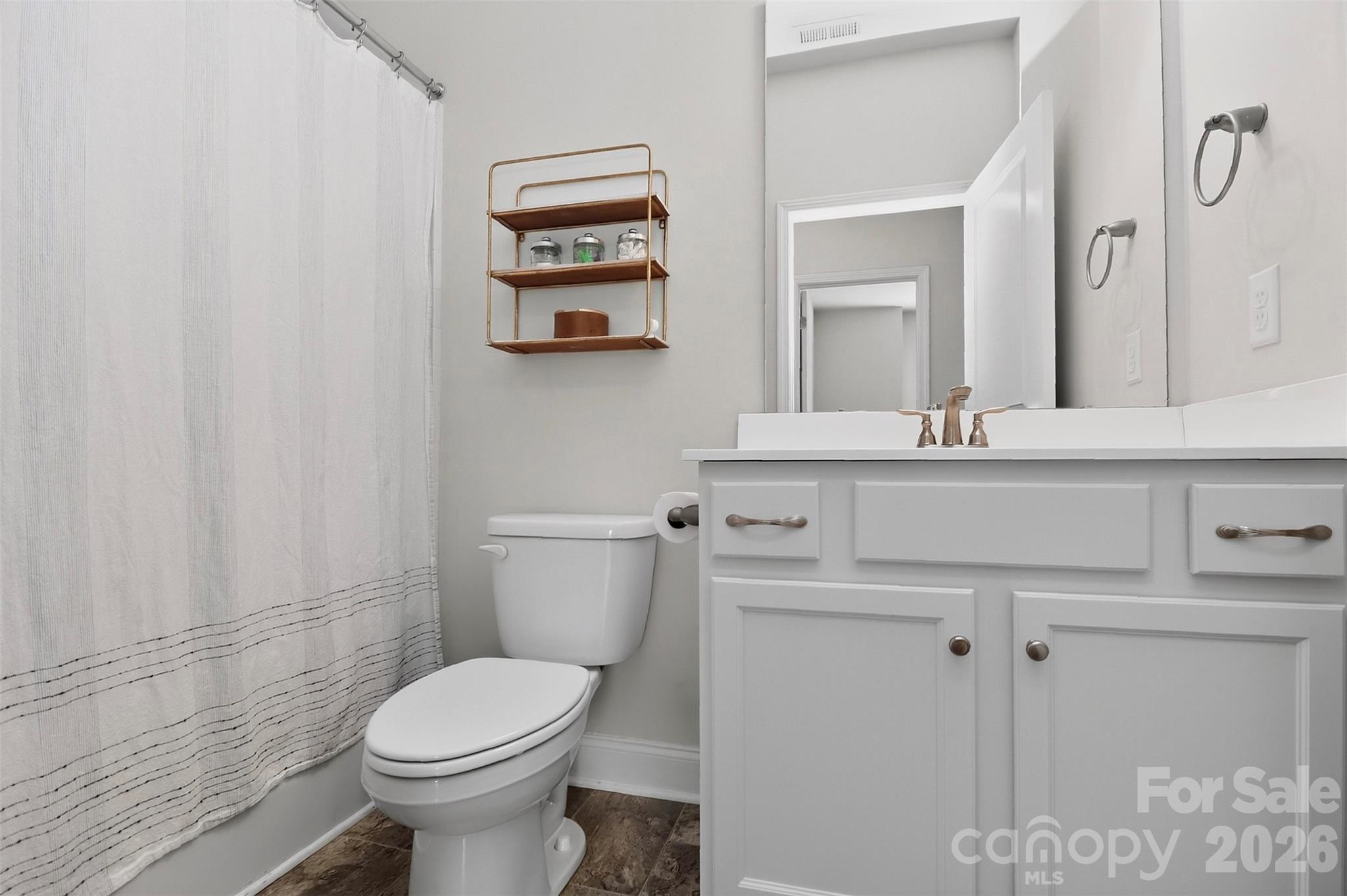 413 Colton Street — Oakboro