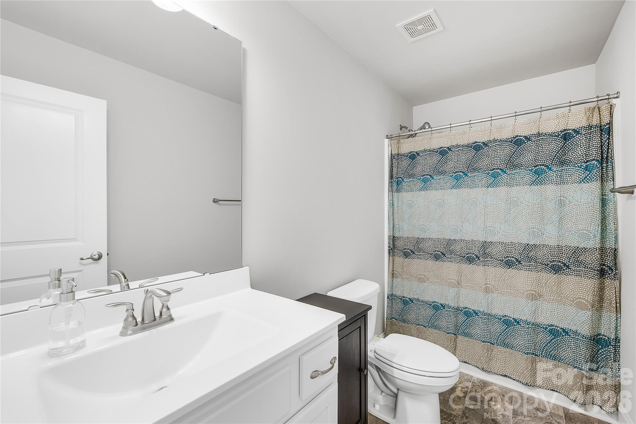 413 Colton Street — Oakboro