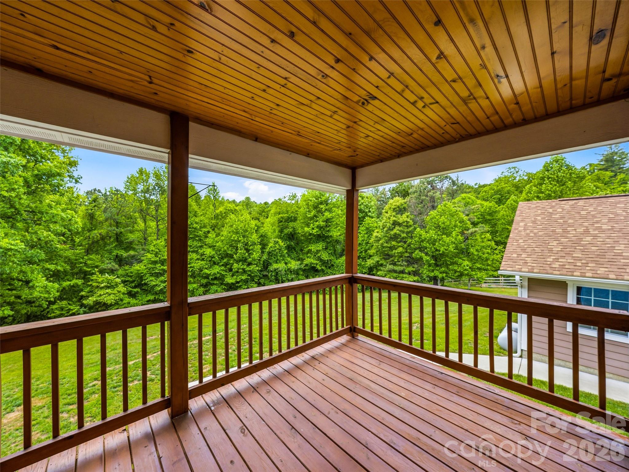235 Hidden Knoll Drive — Hendersonville