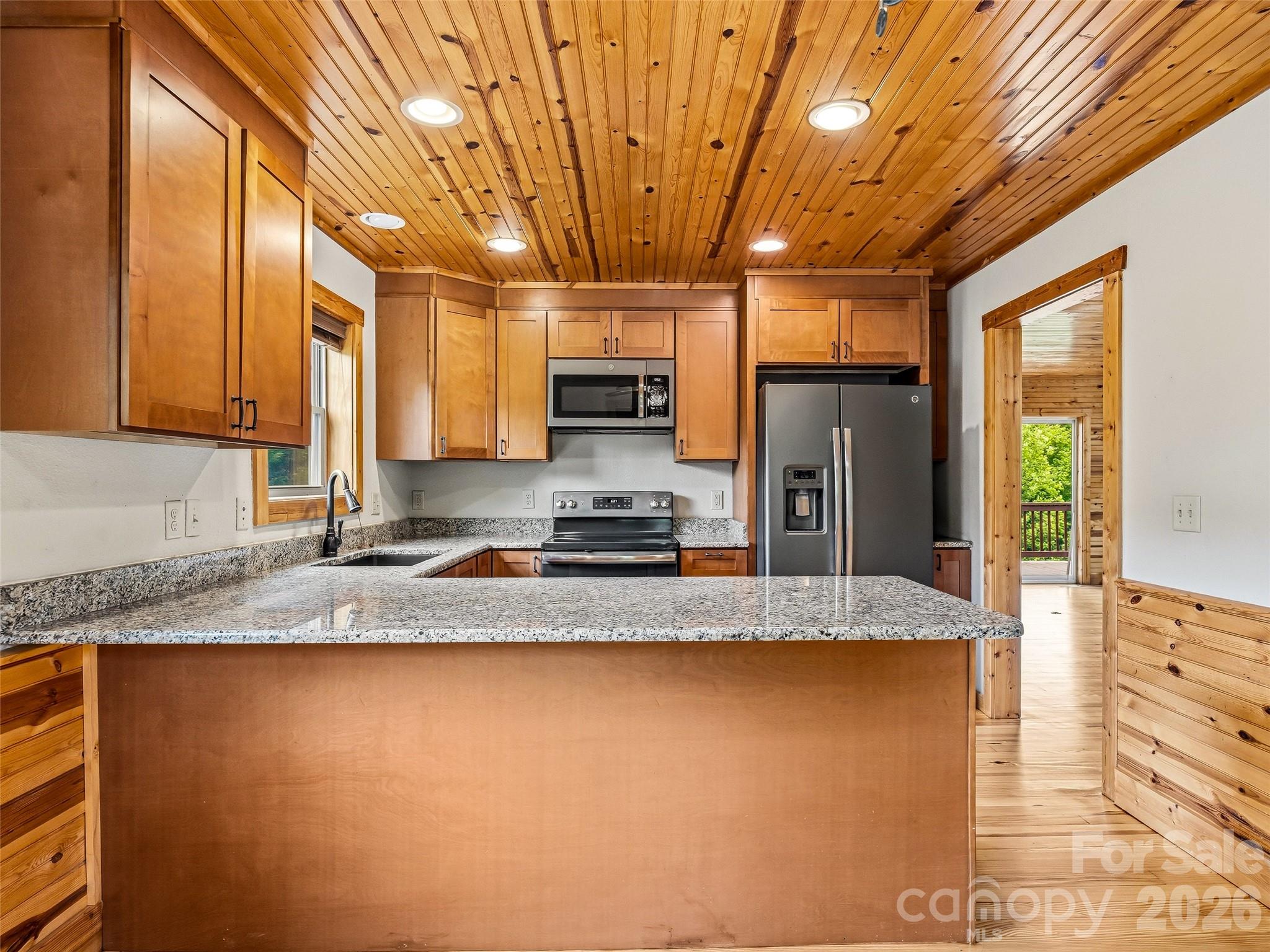 235 Hidden Knoll Drive — Hendersonville