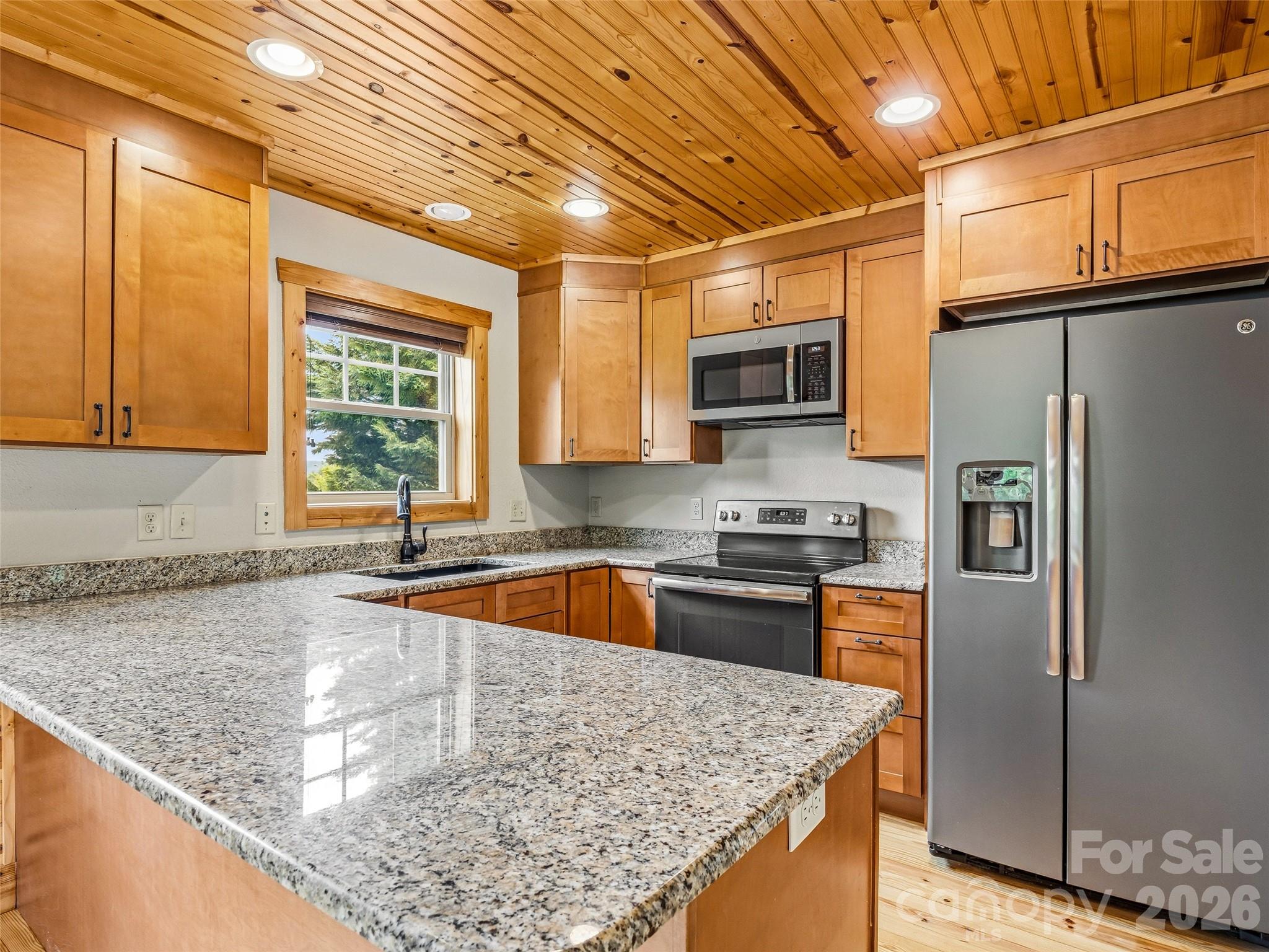 235 Hidden Knoll Drive — Hendersonville