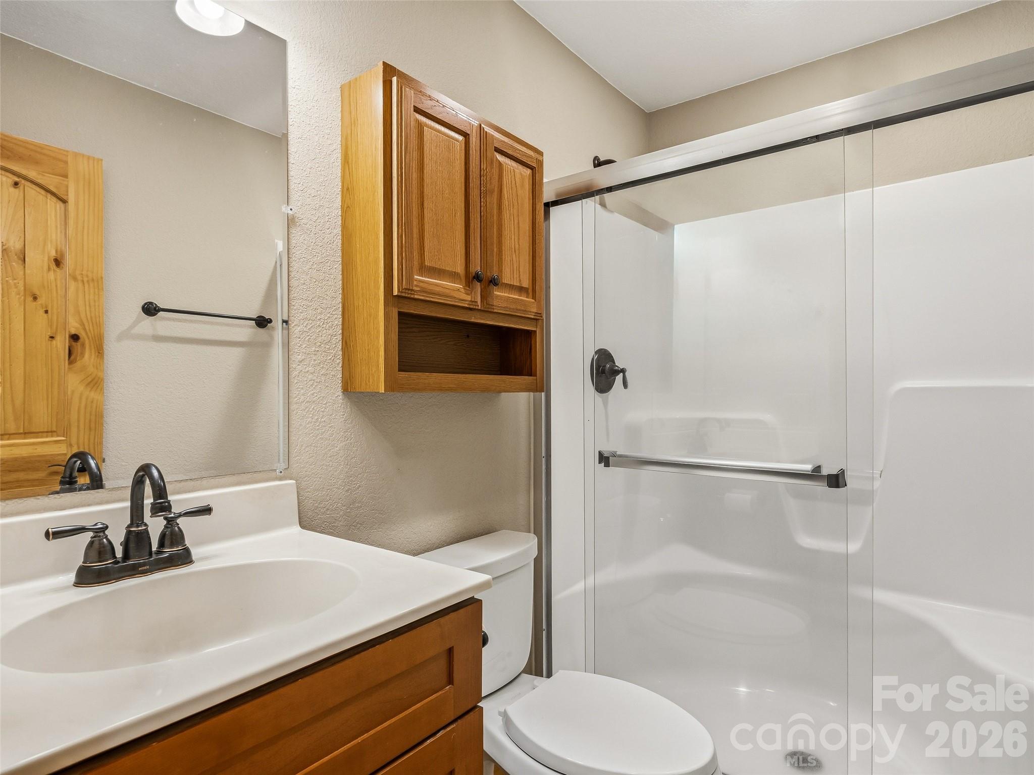 235 Hidden Knoll Drive — Hendersonville