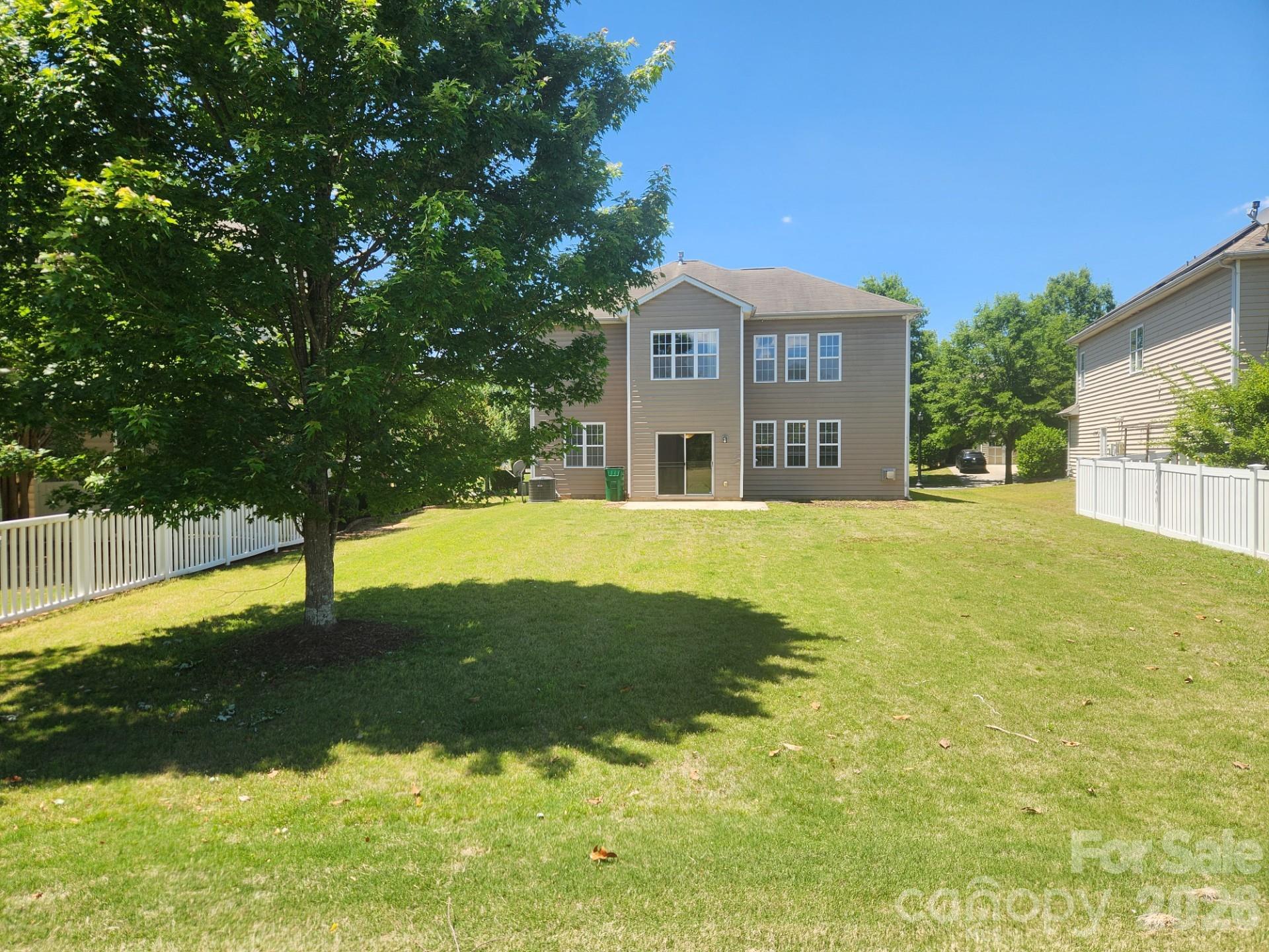 10118 Alvarado Way — Charlotte