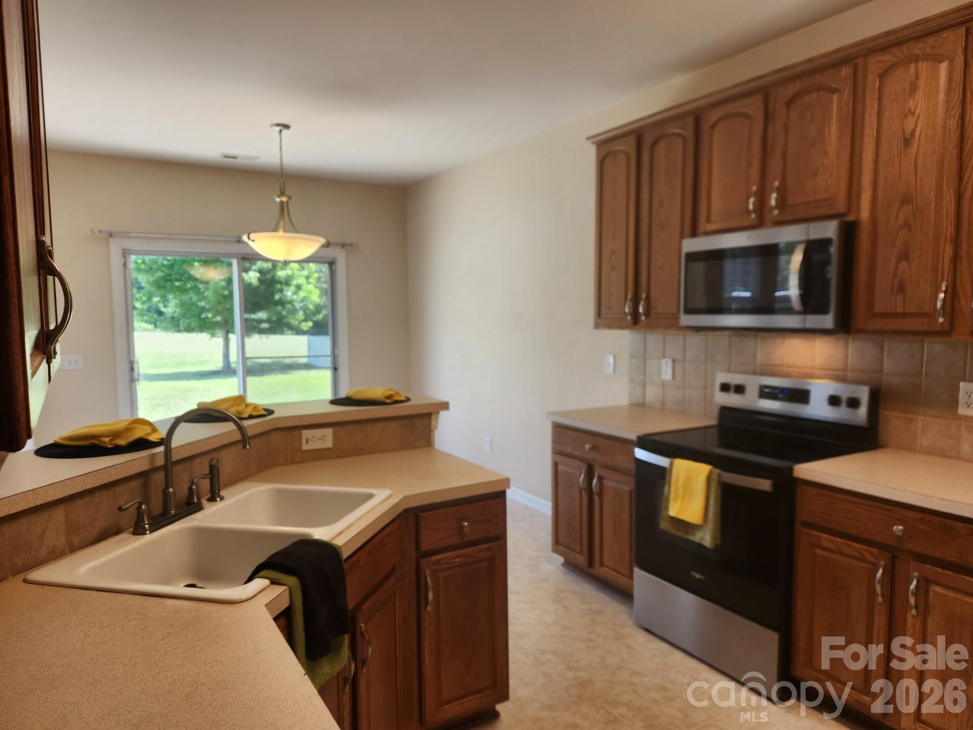 10118 Alvarado Way — Charlotte