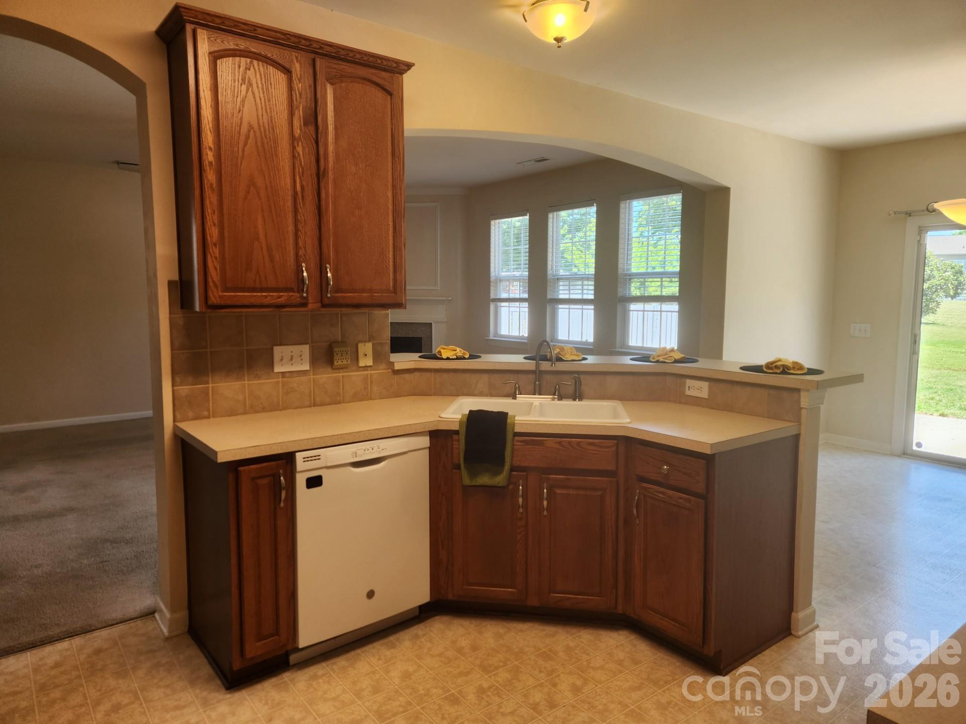 10118 Alvarado Way — Charlotte