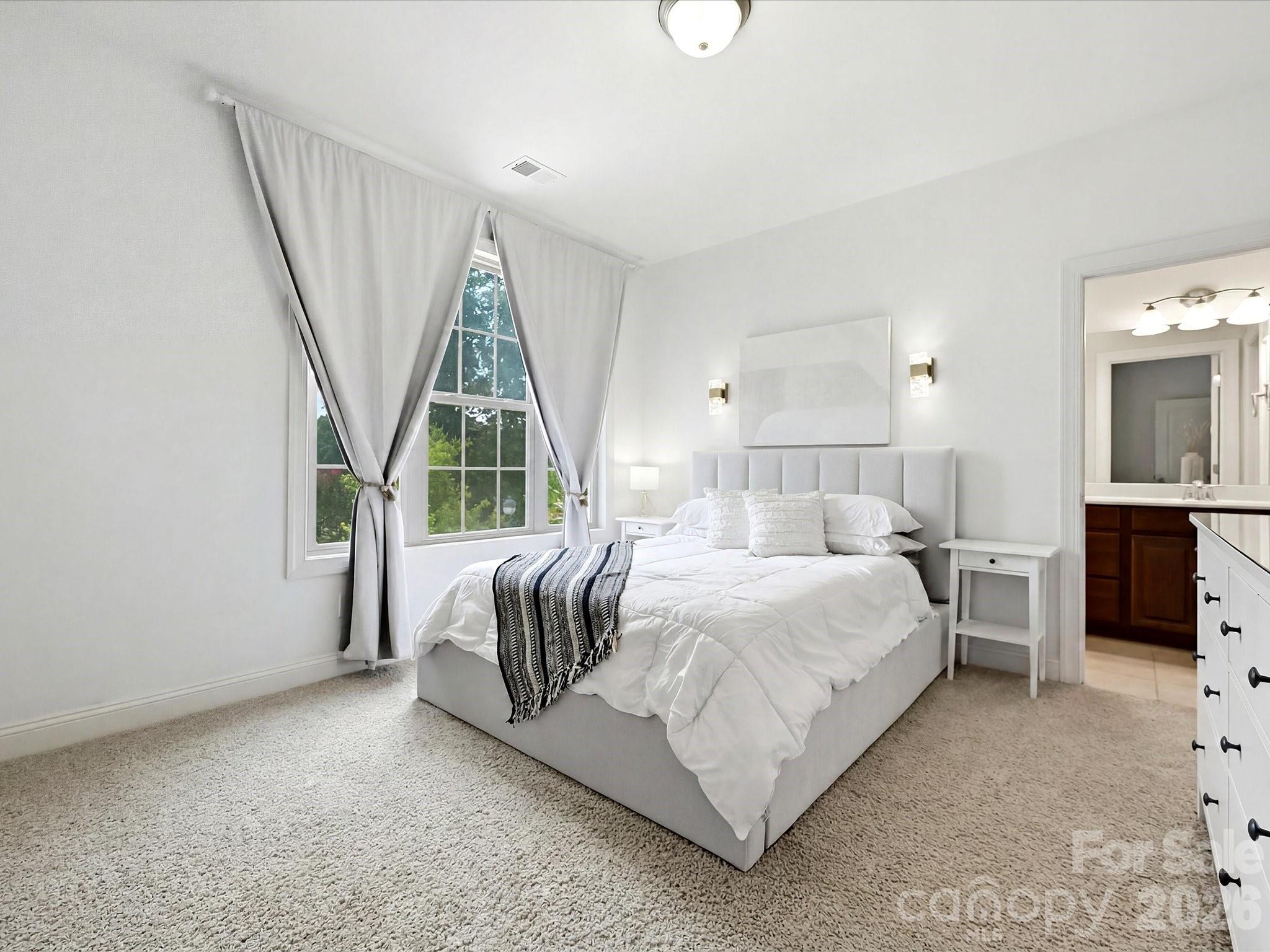224 Kingsdown Avenue — Charlotte
