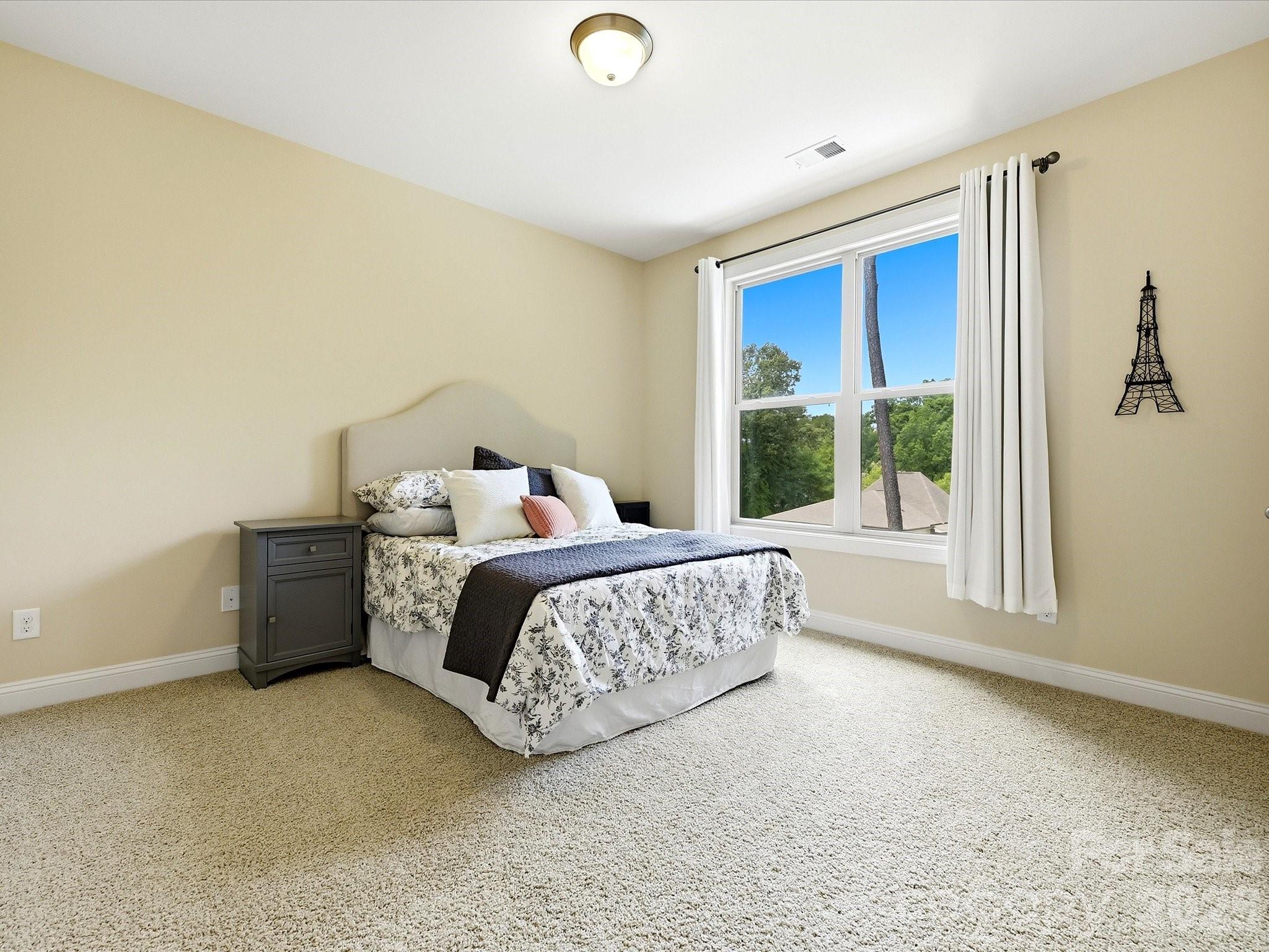 224 Kingsdown Avenue — Charlotte