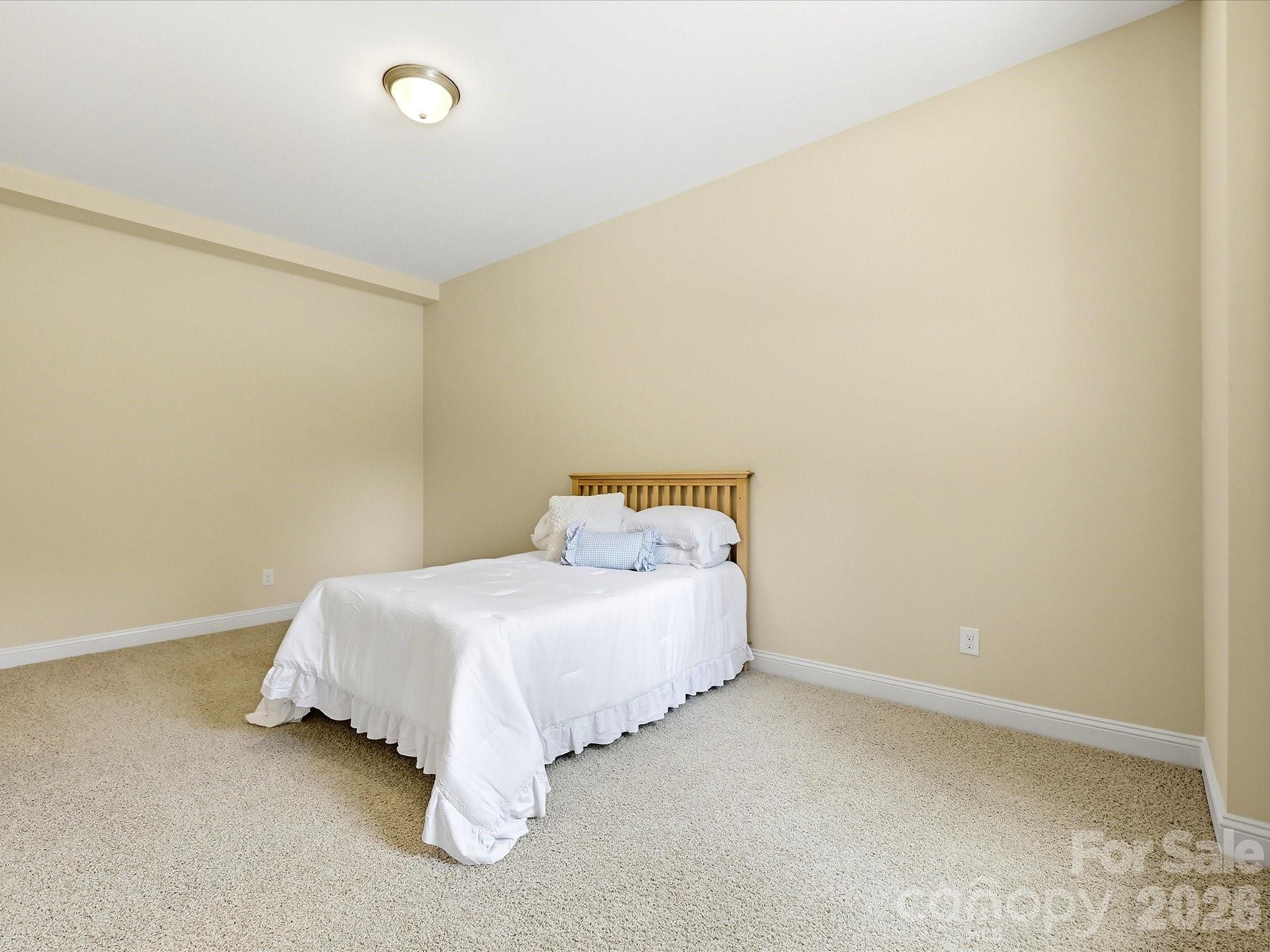 224 Kingsdown Avenue — Charlotte
