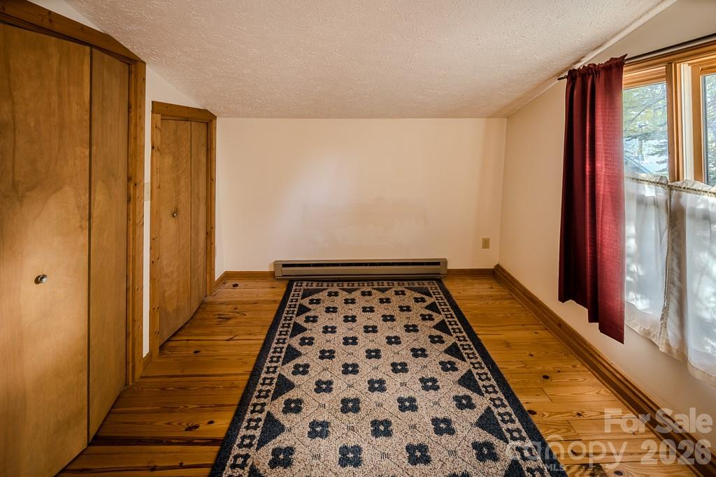 86 Hickory Lane — Newland