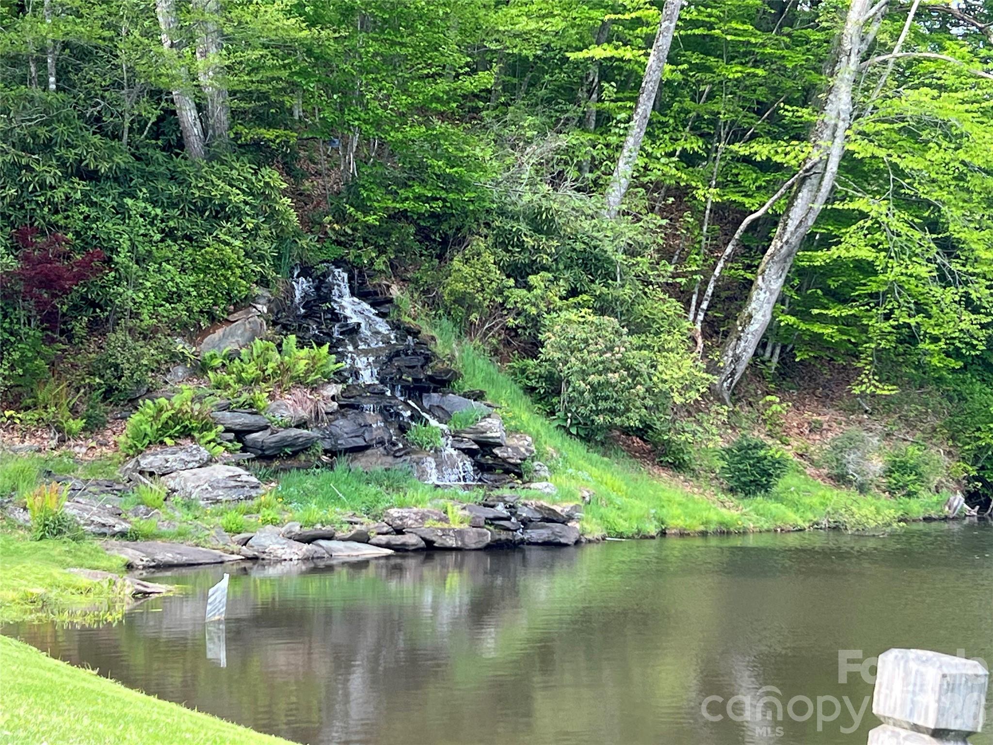 86 Hickory Lane — Newland