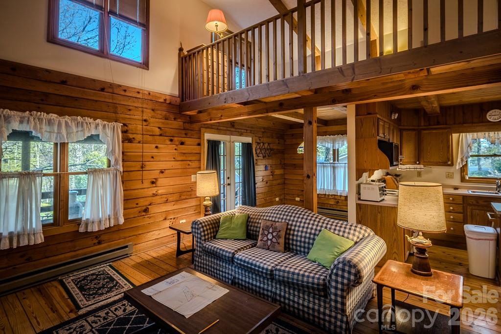 86 Hickory Lane — Newland