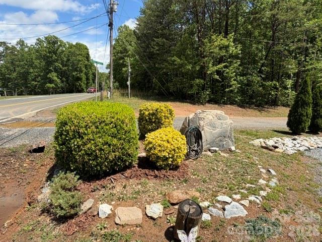 744 Deer Park Road — Nebo