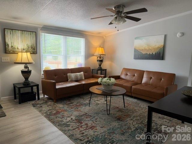 744 Deer Park Road — Nebo