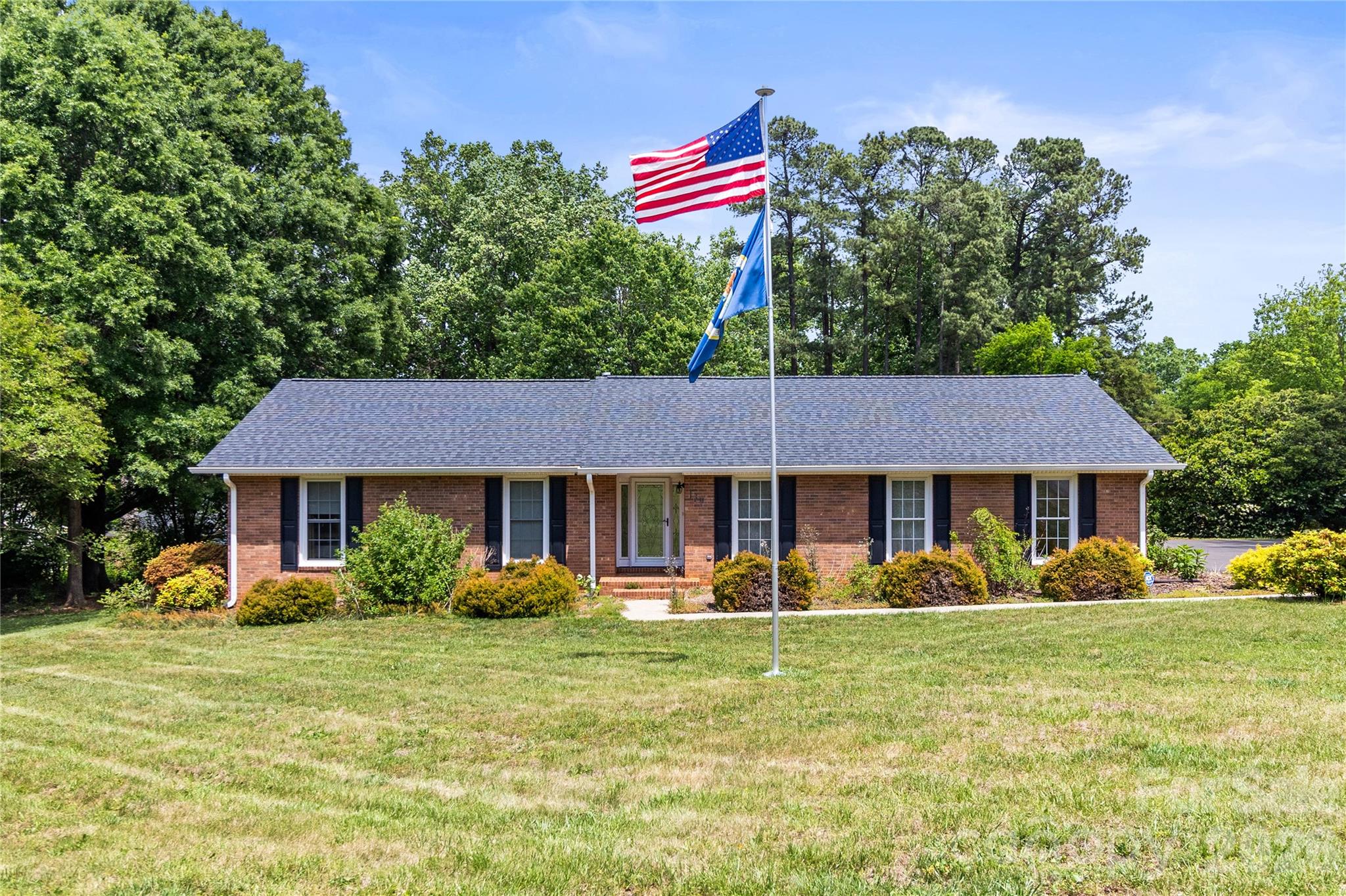 139 Woodhaven Lane — Mocksville