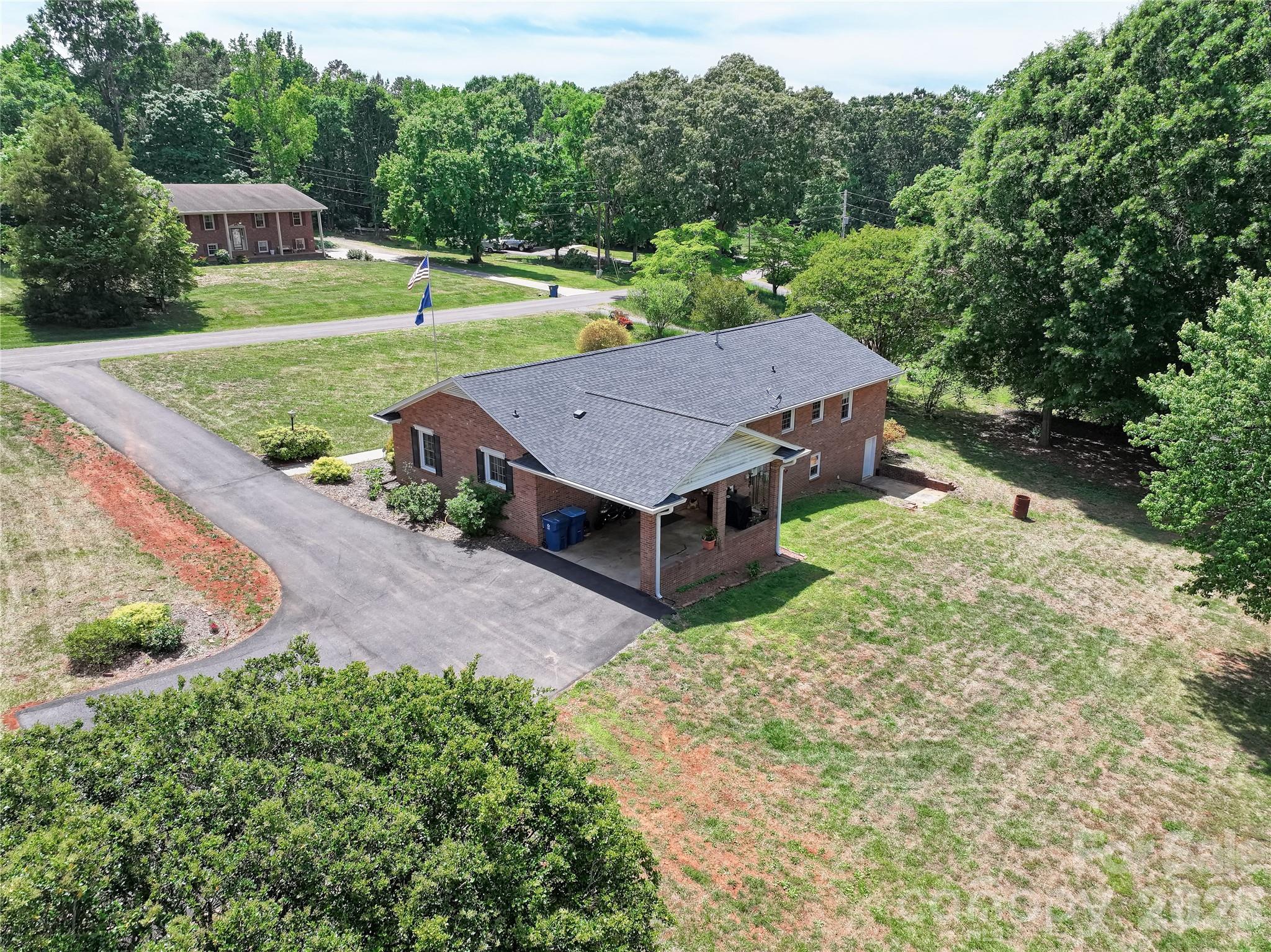 139 Woodhaven Lane — Mocksville