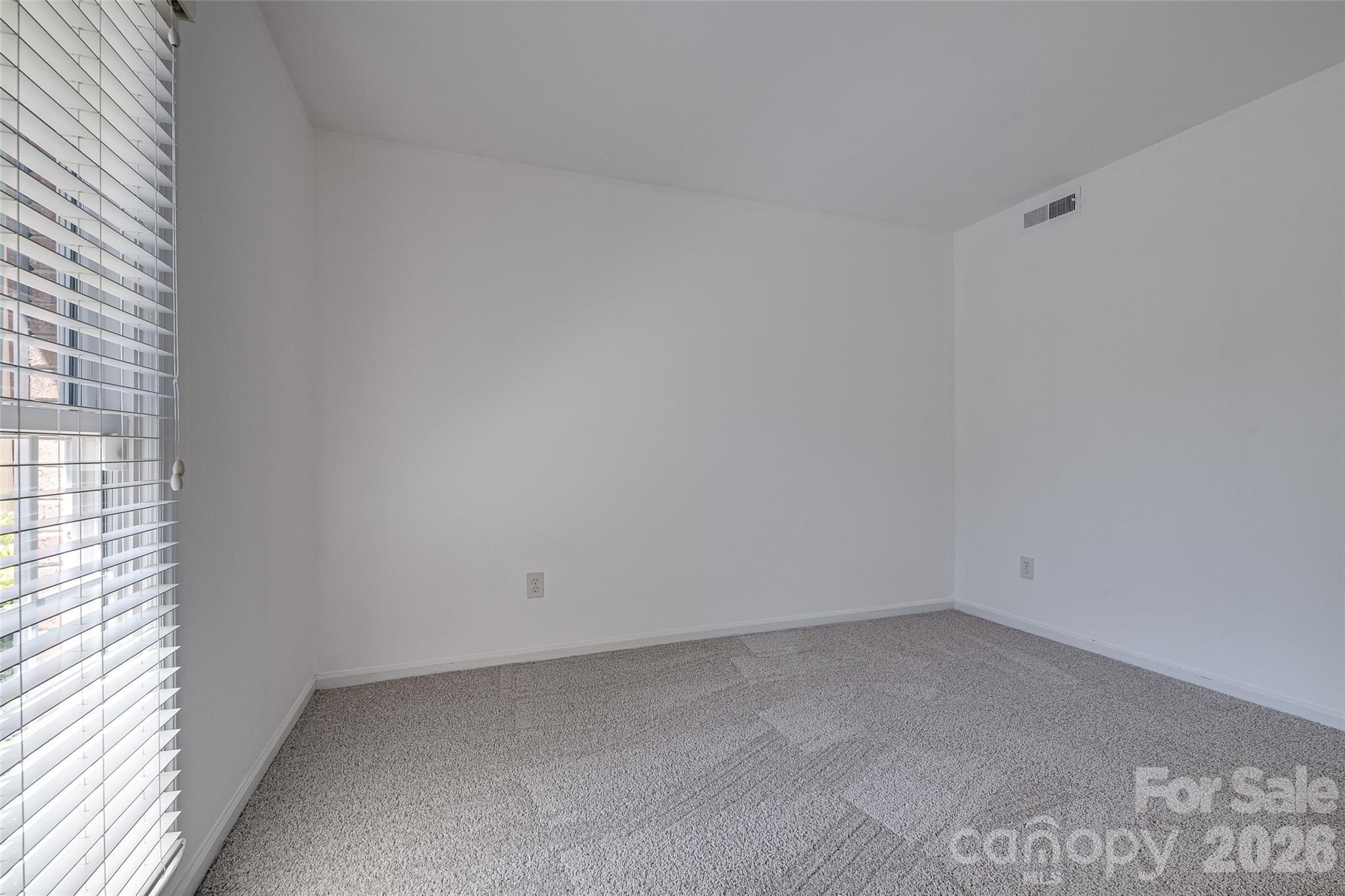 9235 N Vicksburg Park Court — Charlotte