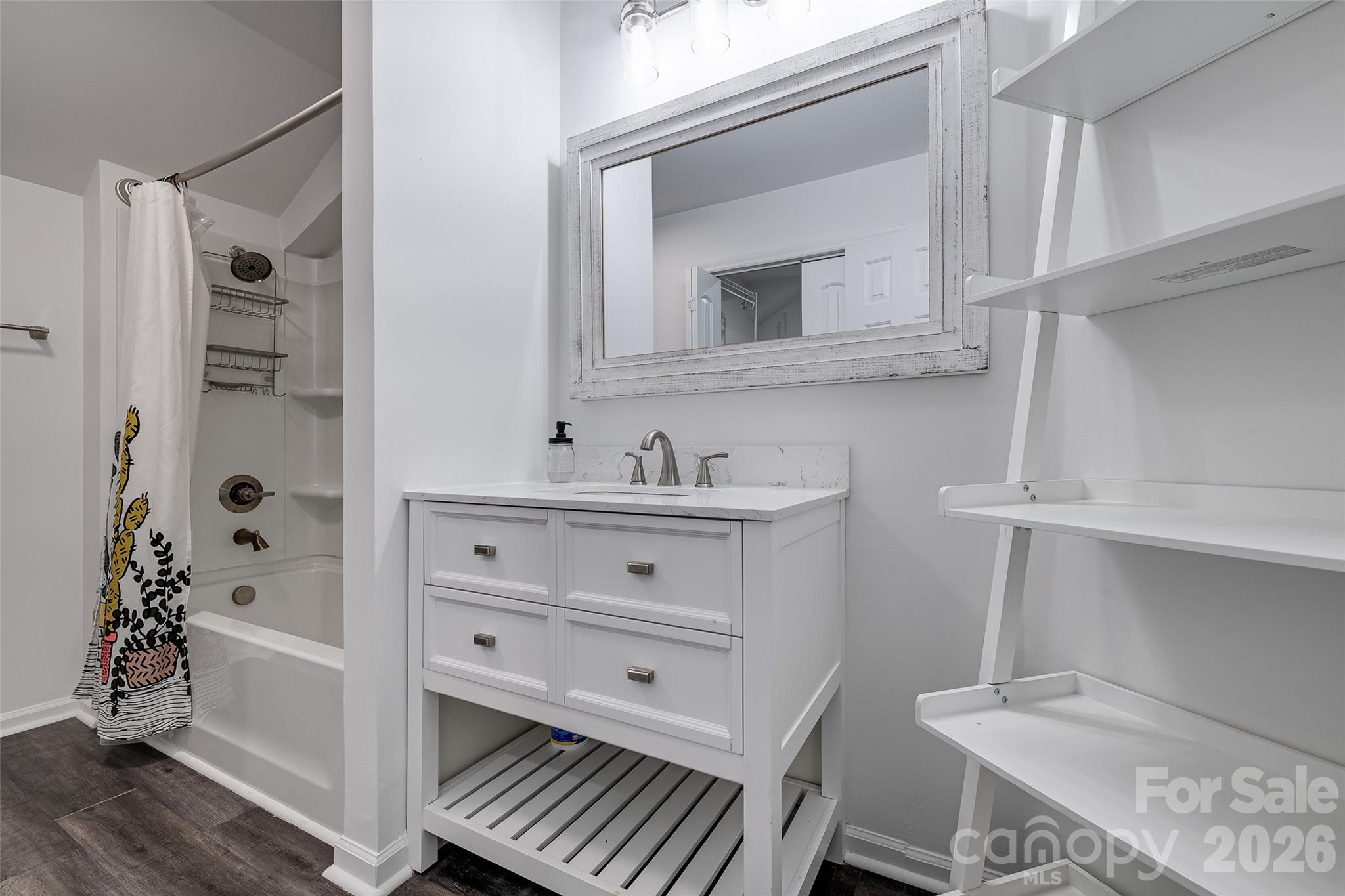 9235 N Vicksburg Park Court — Charlotte
