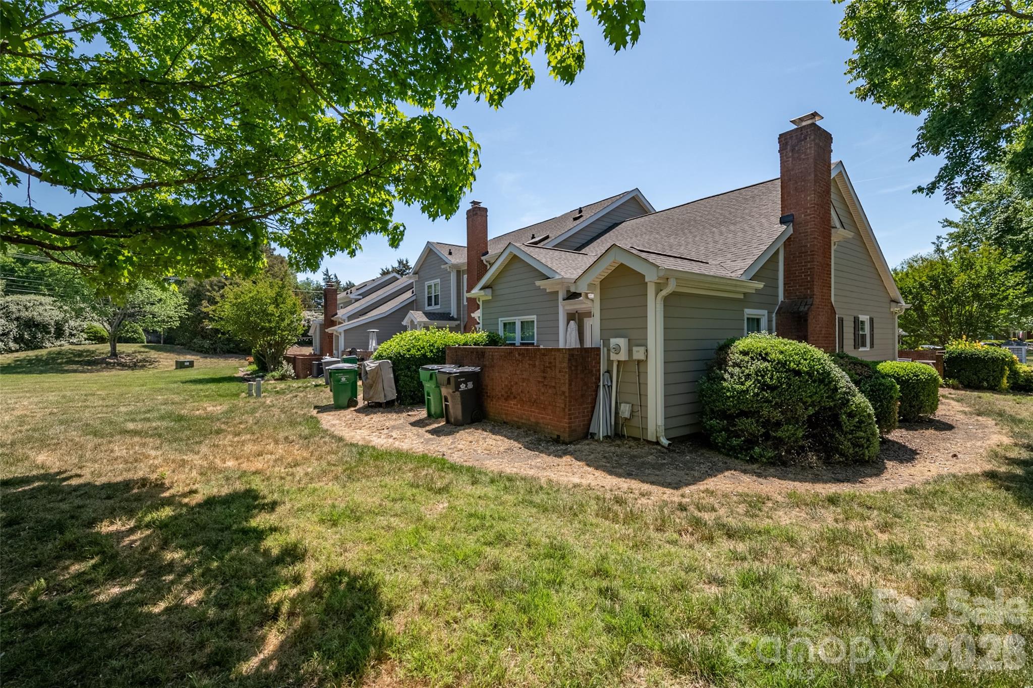 9235 N Vicksburg Park Court — Charlotte