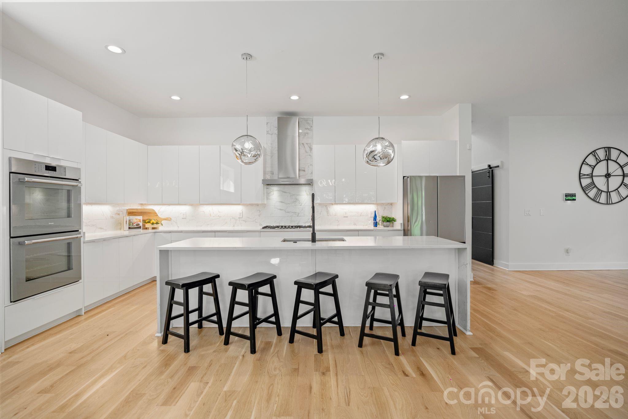 3008 Holt Street — Charlotte