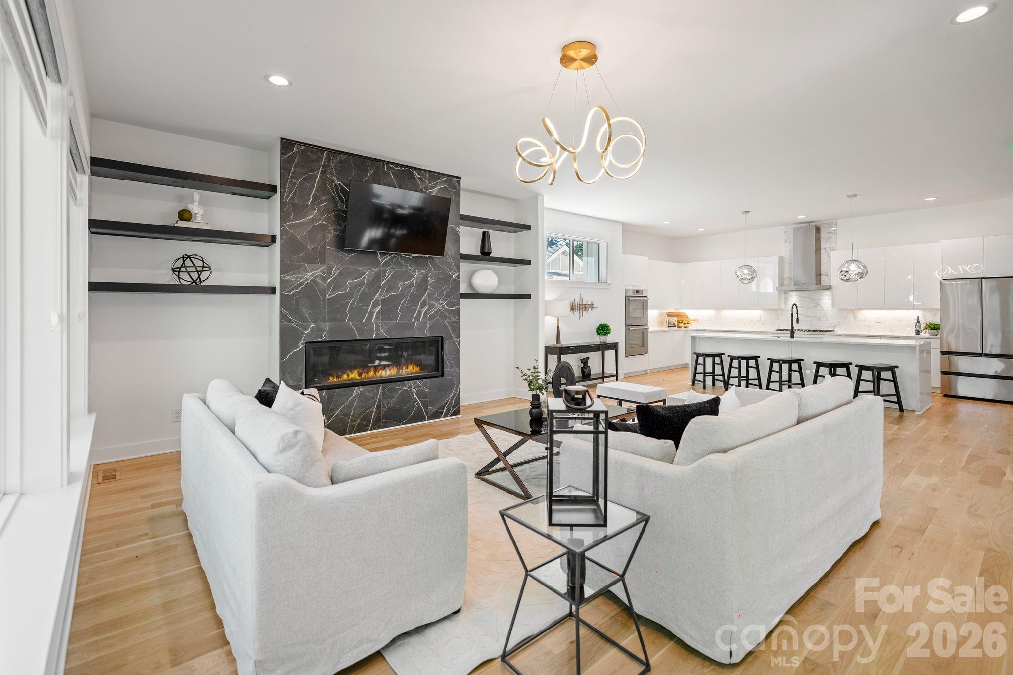 3008 Holt Street — Charlotte