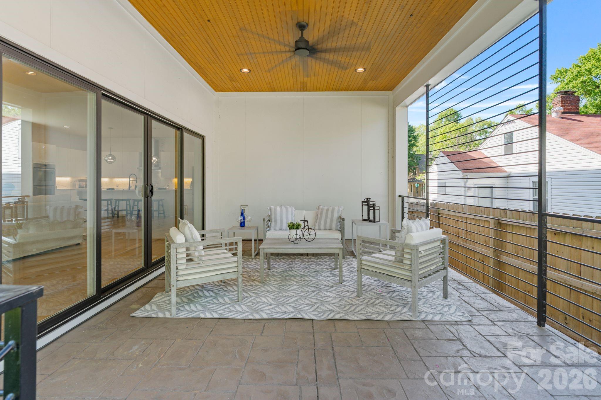 3008 Holt Street — Charlotte