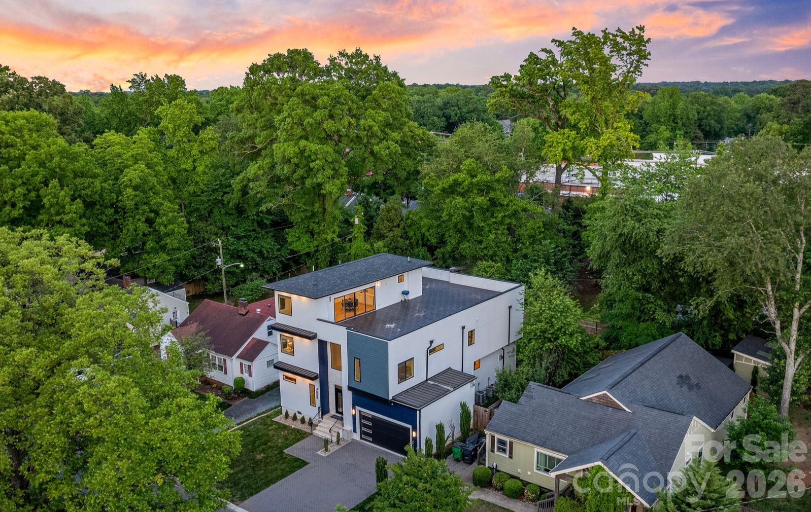 3008 Holt Street — Charlotte