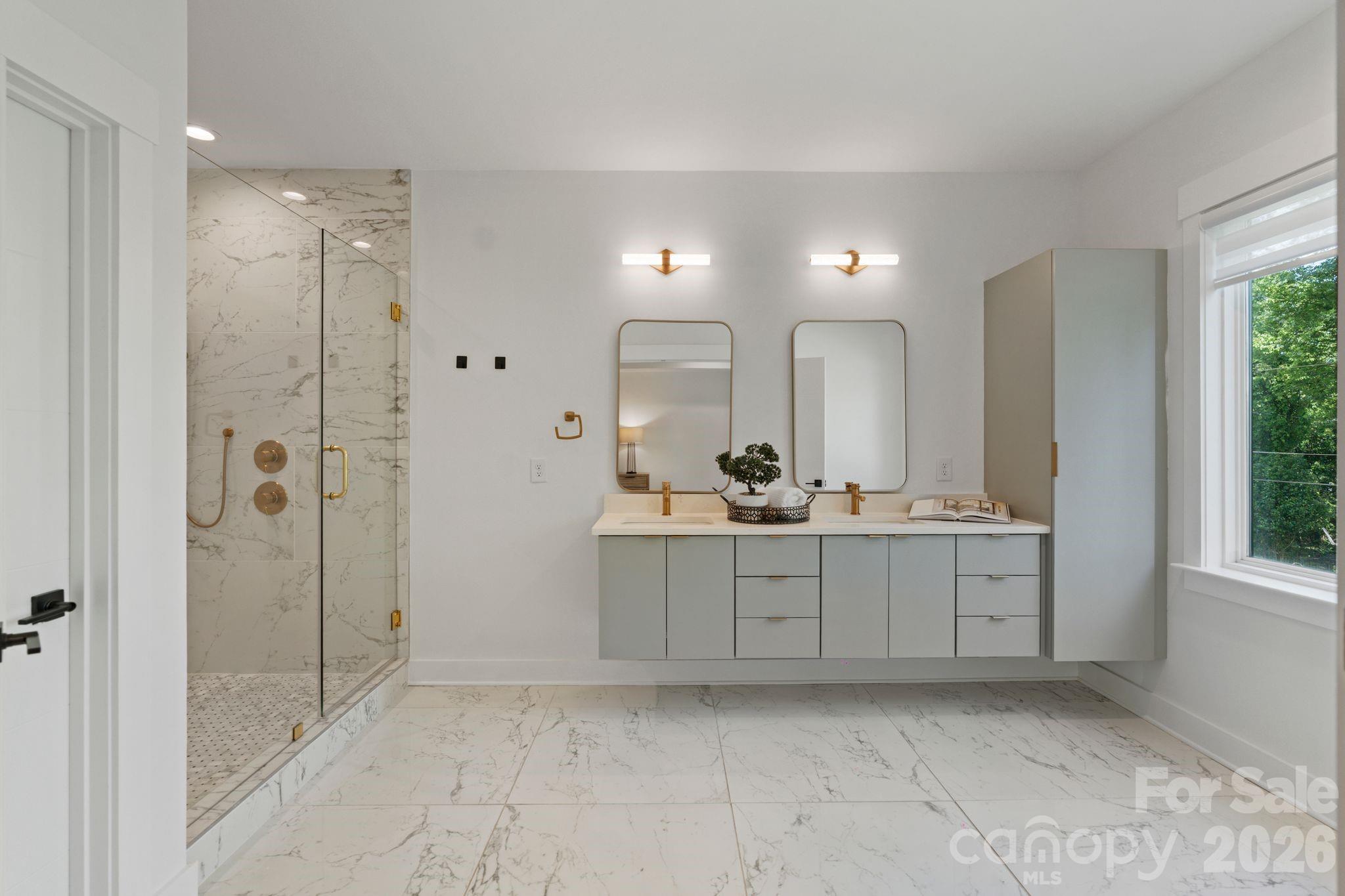3008 Holt Street — Charlotte