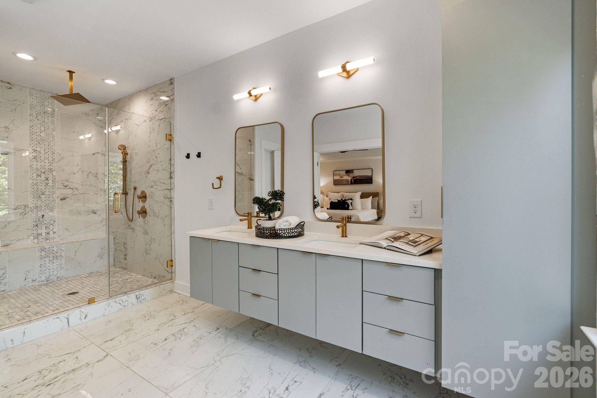 3008 Holt Street — Charlotte