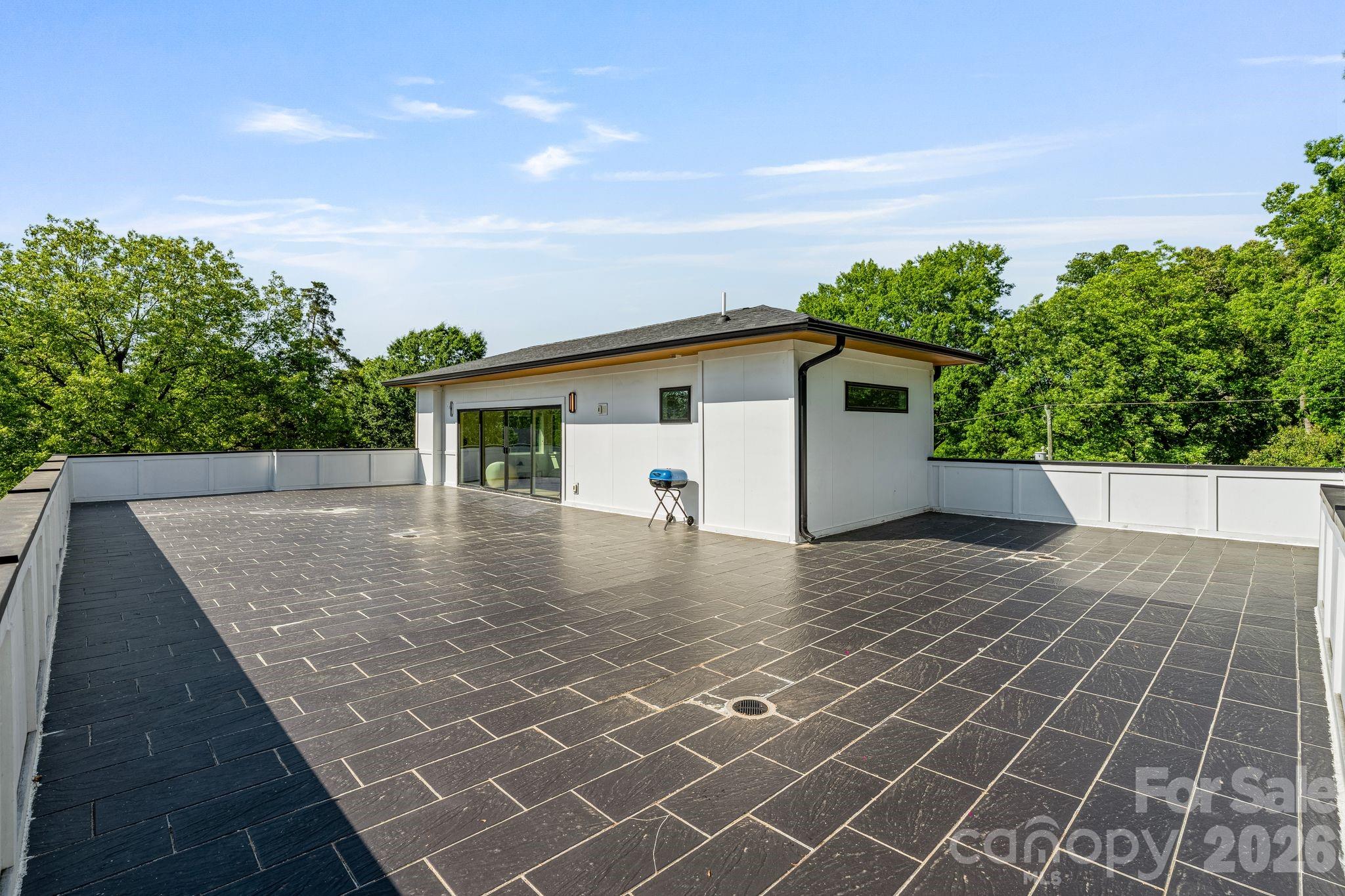 3008 Holt Street — Charlotte