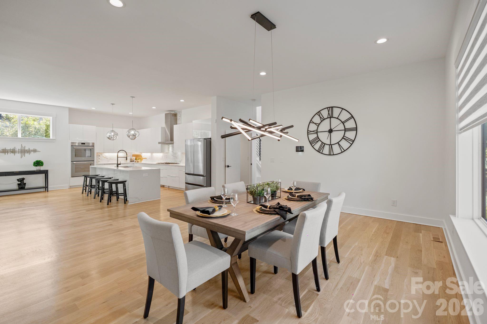 3008 Holt Street — Charlotte