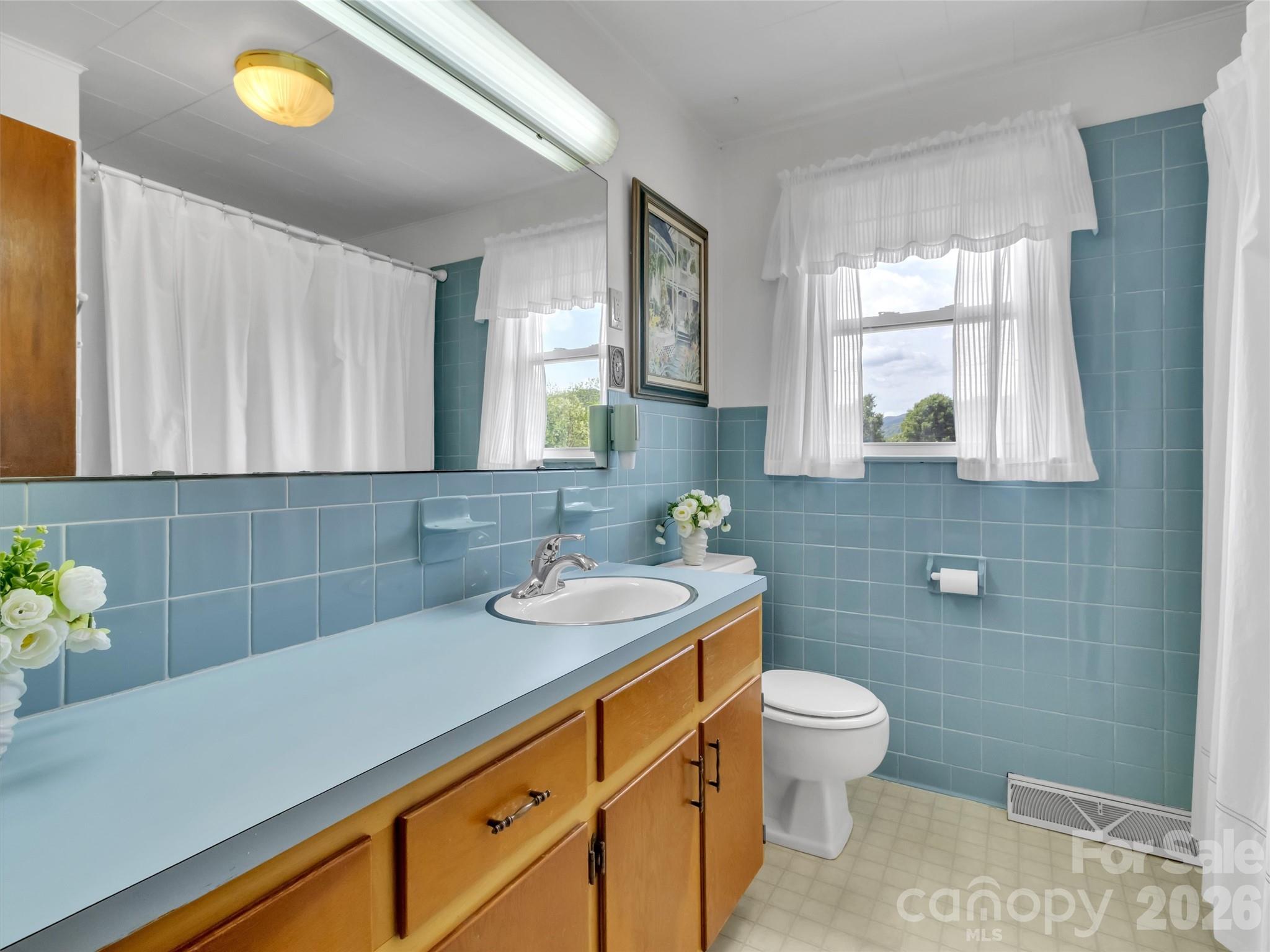 165 Keller Street — Waynesville