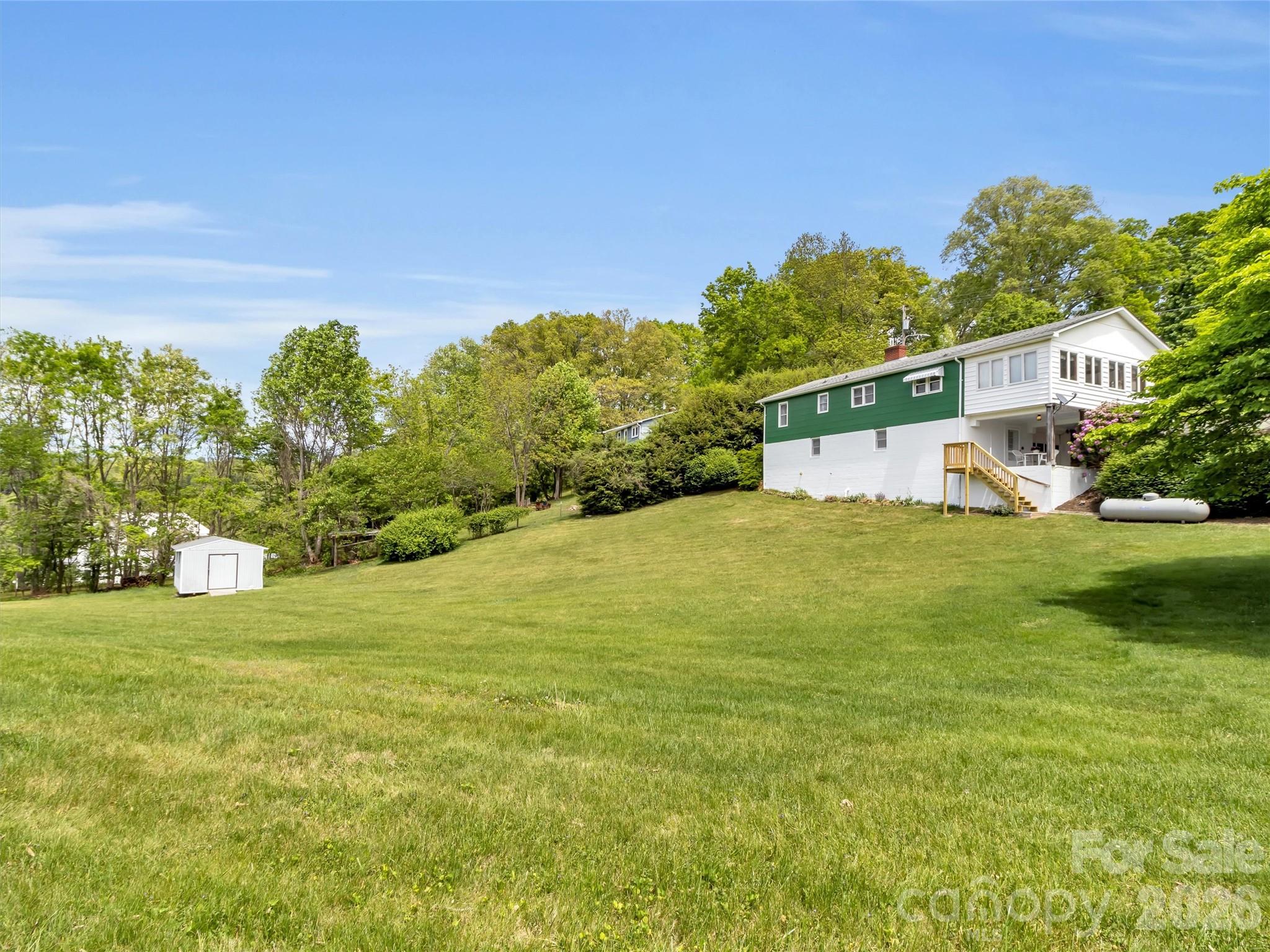 165 Keller Street — Waynesville