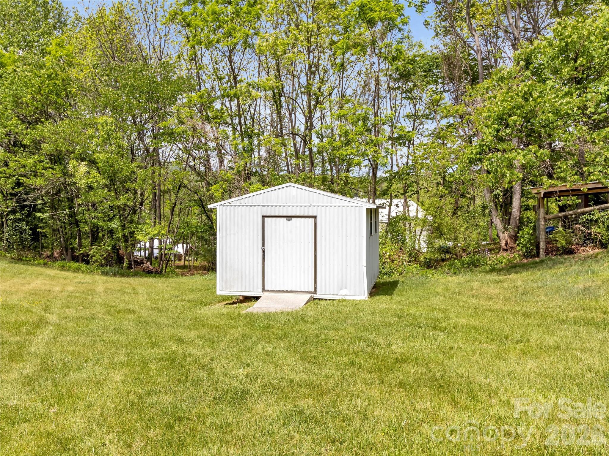 165 Keller Street — Waynesville
