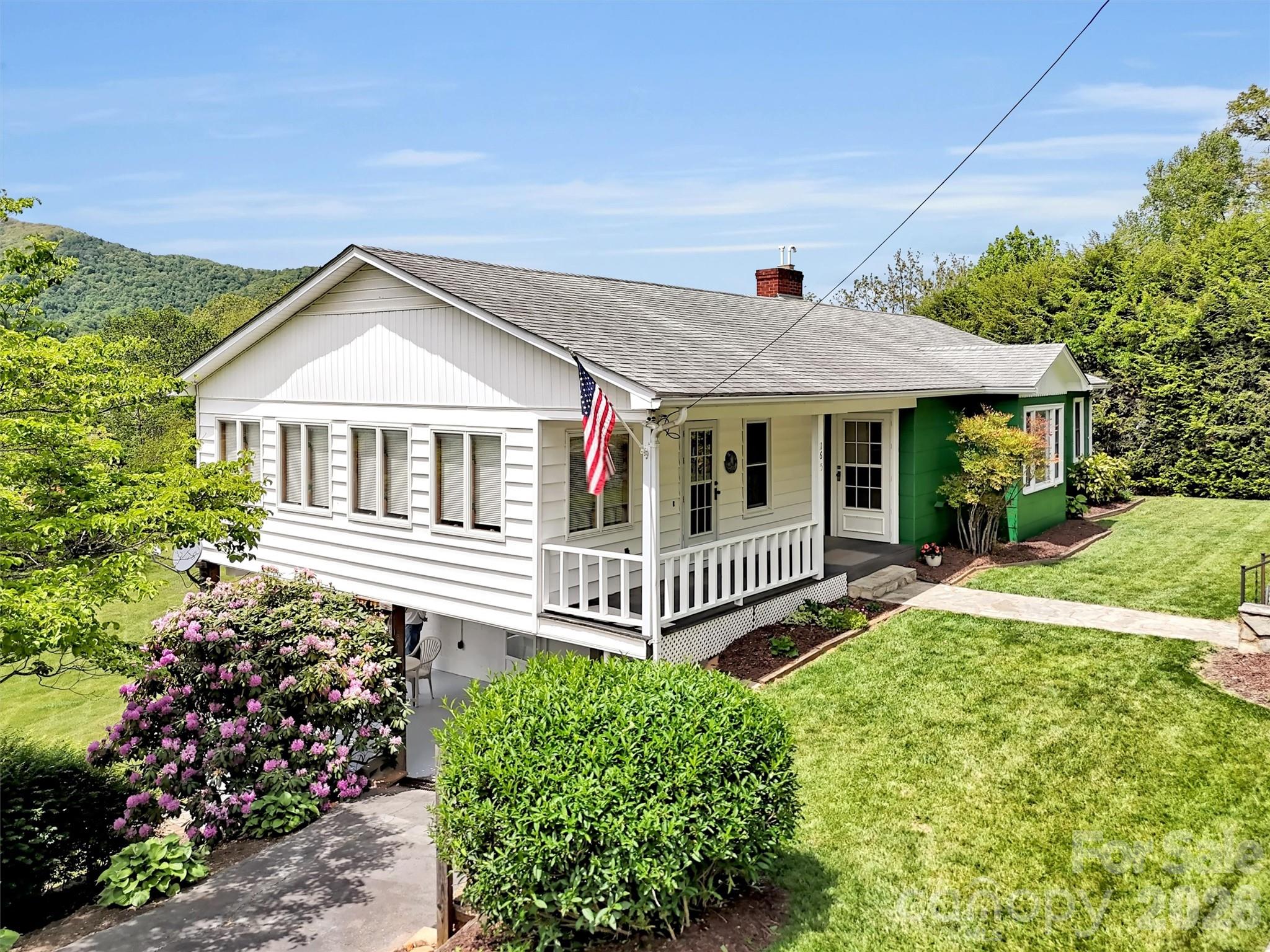 165 Keller Street — Waynesville