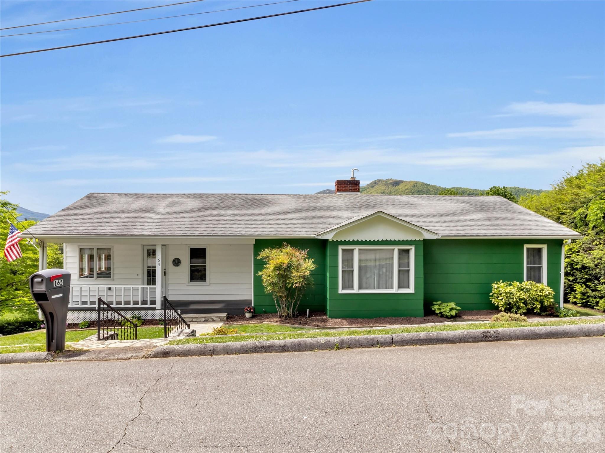 165 Keller Street — Waynesville