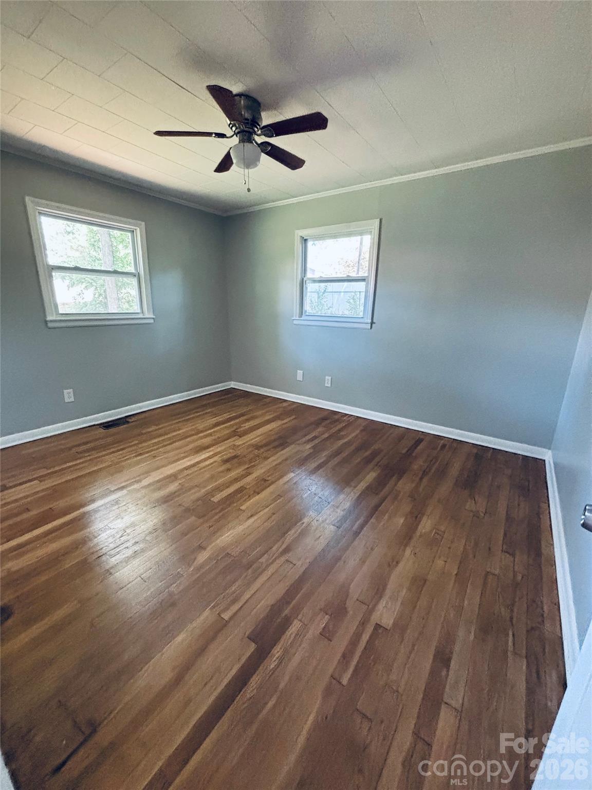 305 Forestway Drive — Mount Holly