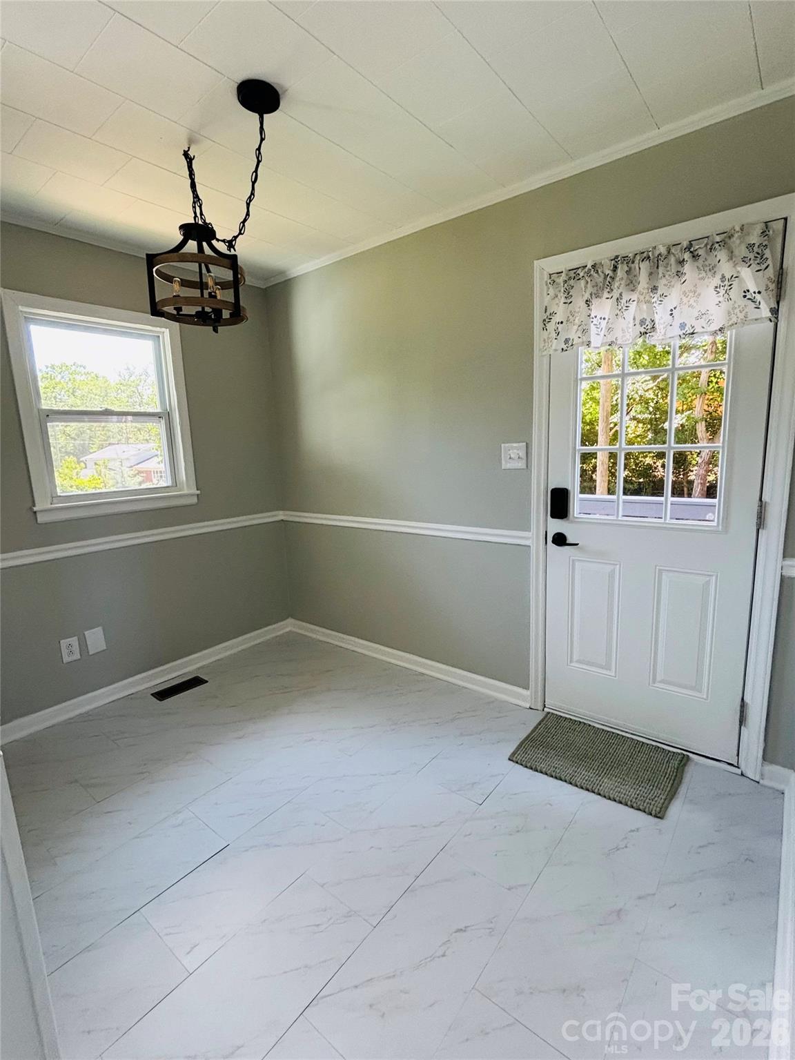 305 Forestway Drive — Mount Holly