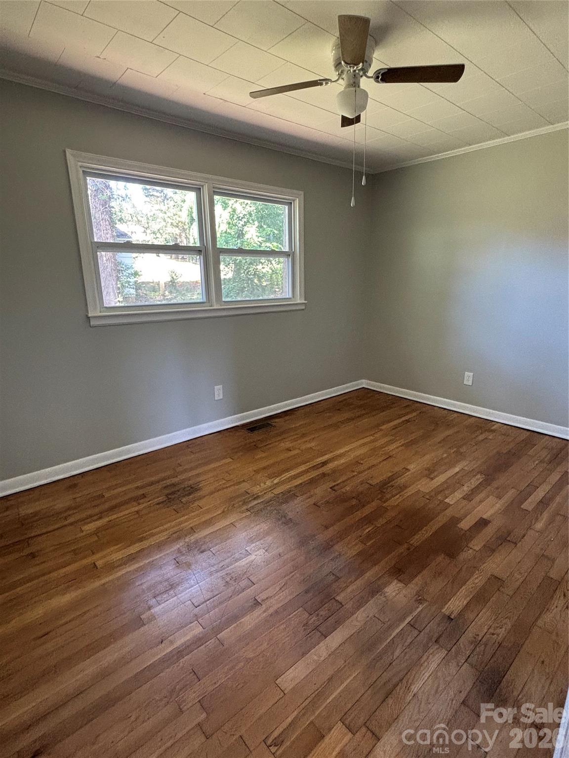 305 Forestway Drive — Mount Holly