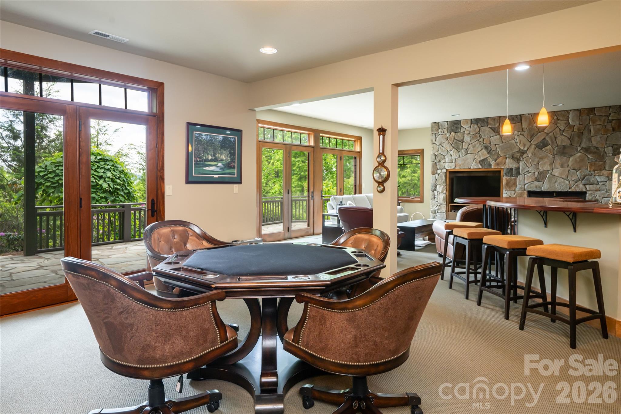 211 Boulder Ridge Drive — Hendersonville