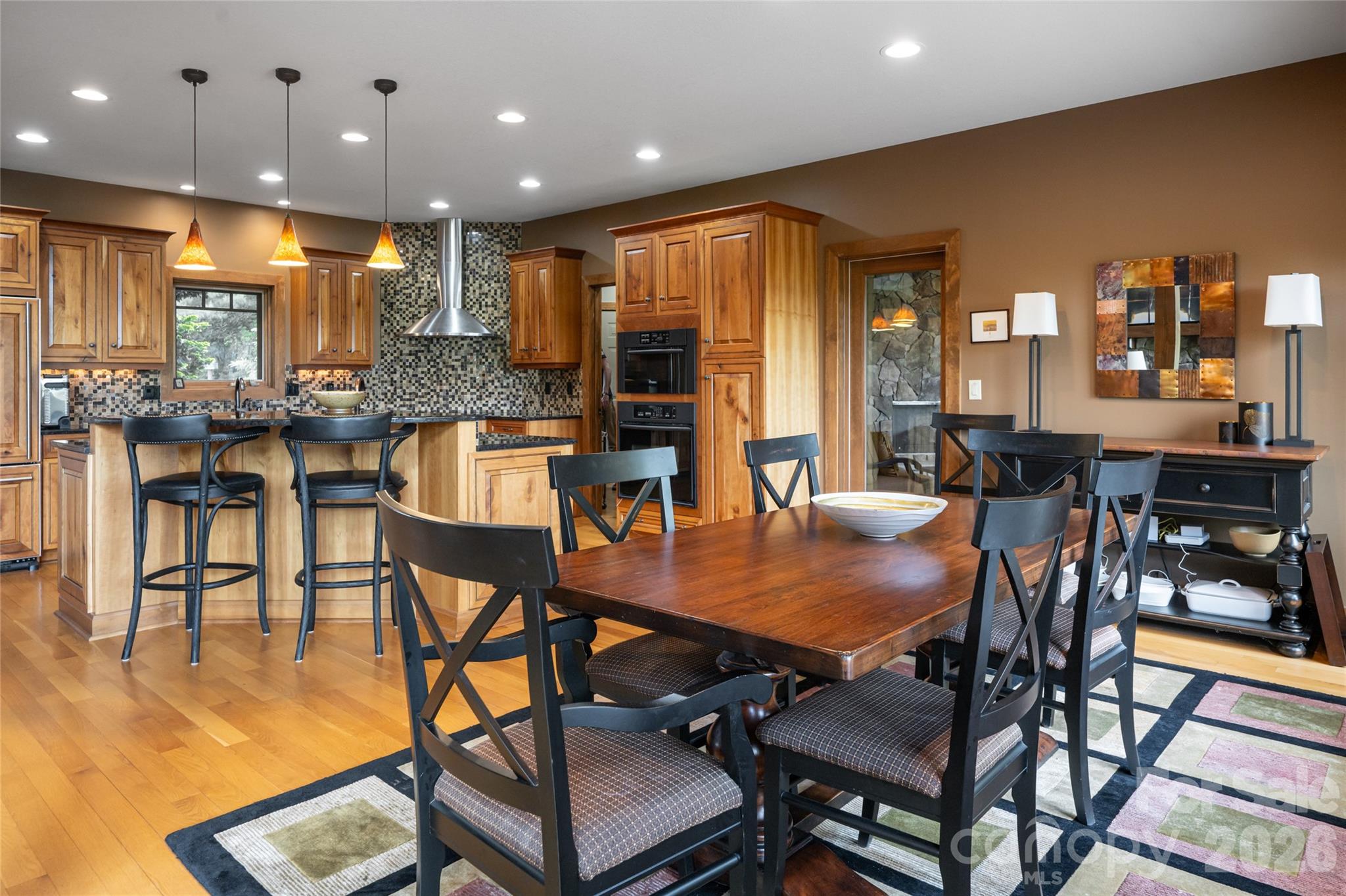 211 Boulder Ridge Drive — Hendersonville