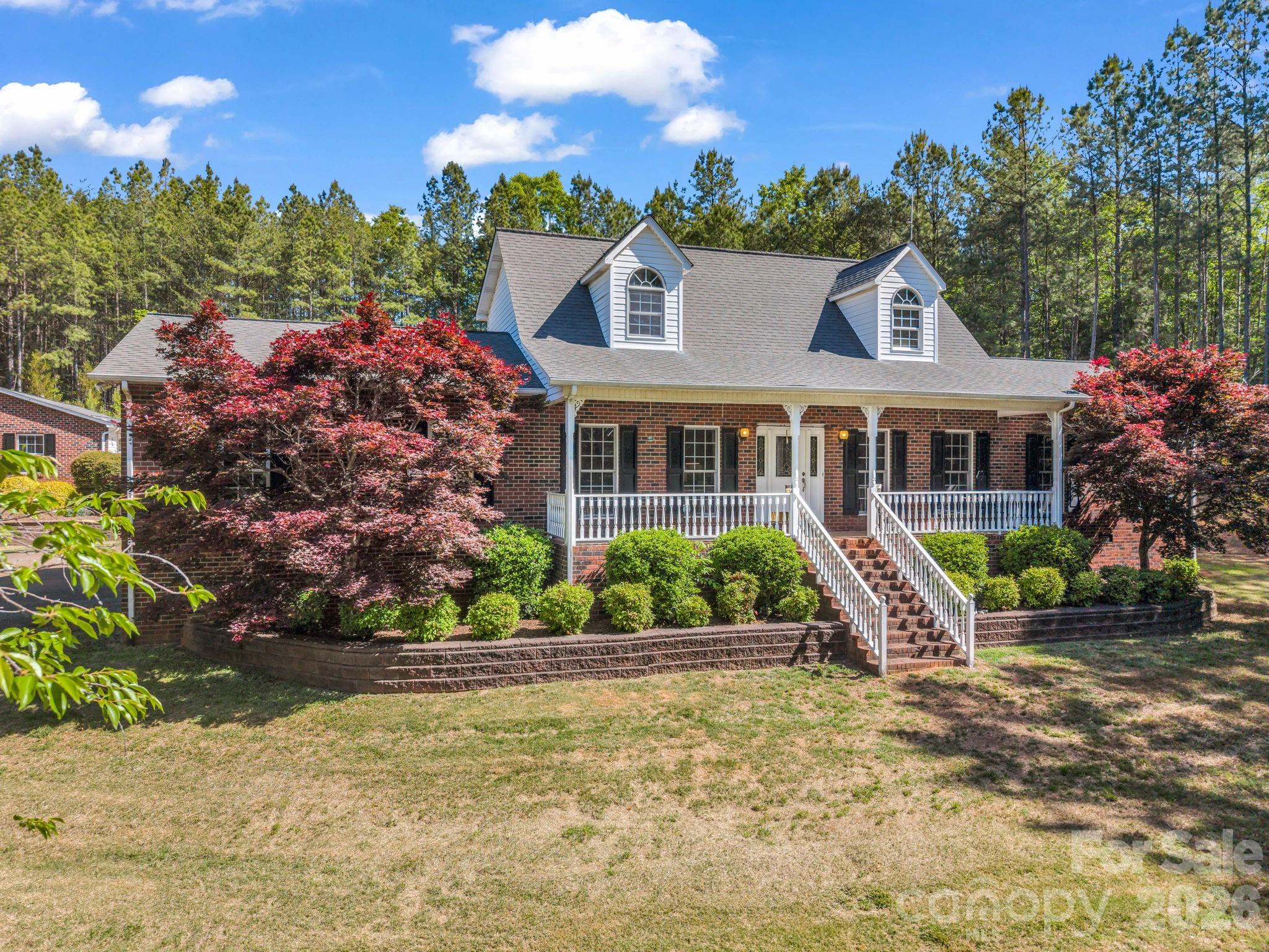1467 Camp Creek Road — Union Mills