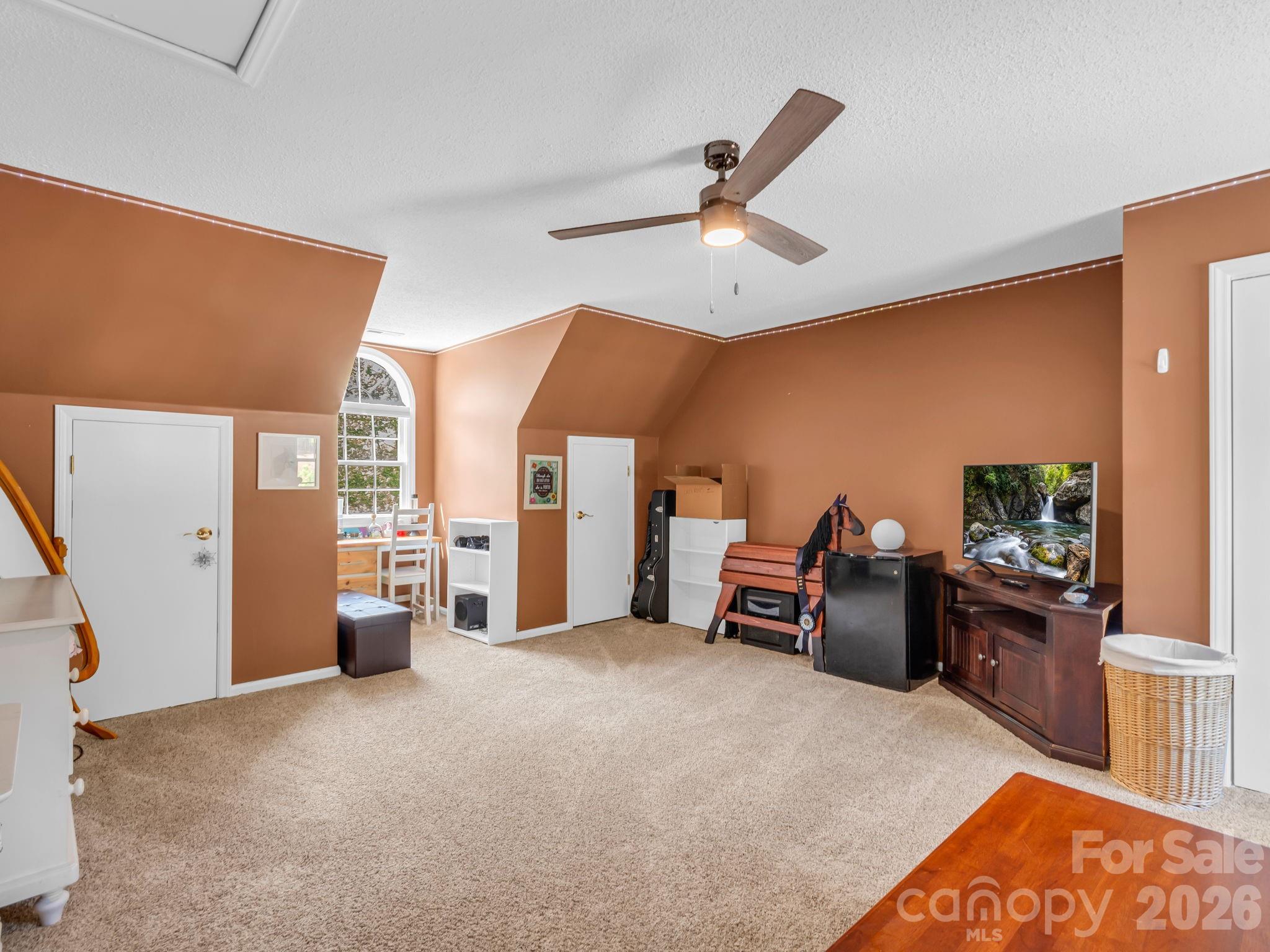 1467 Camp Creek Road — Union Mills