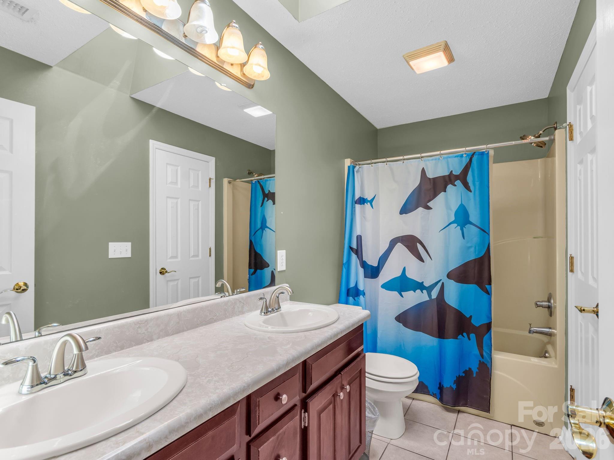 1467 Camp Creek Road — Union Mills