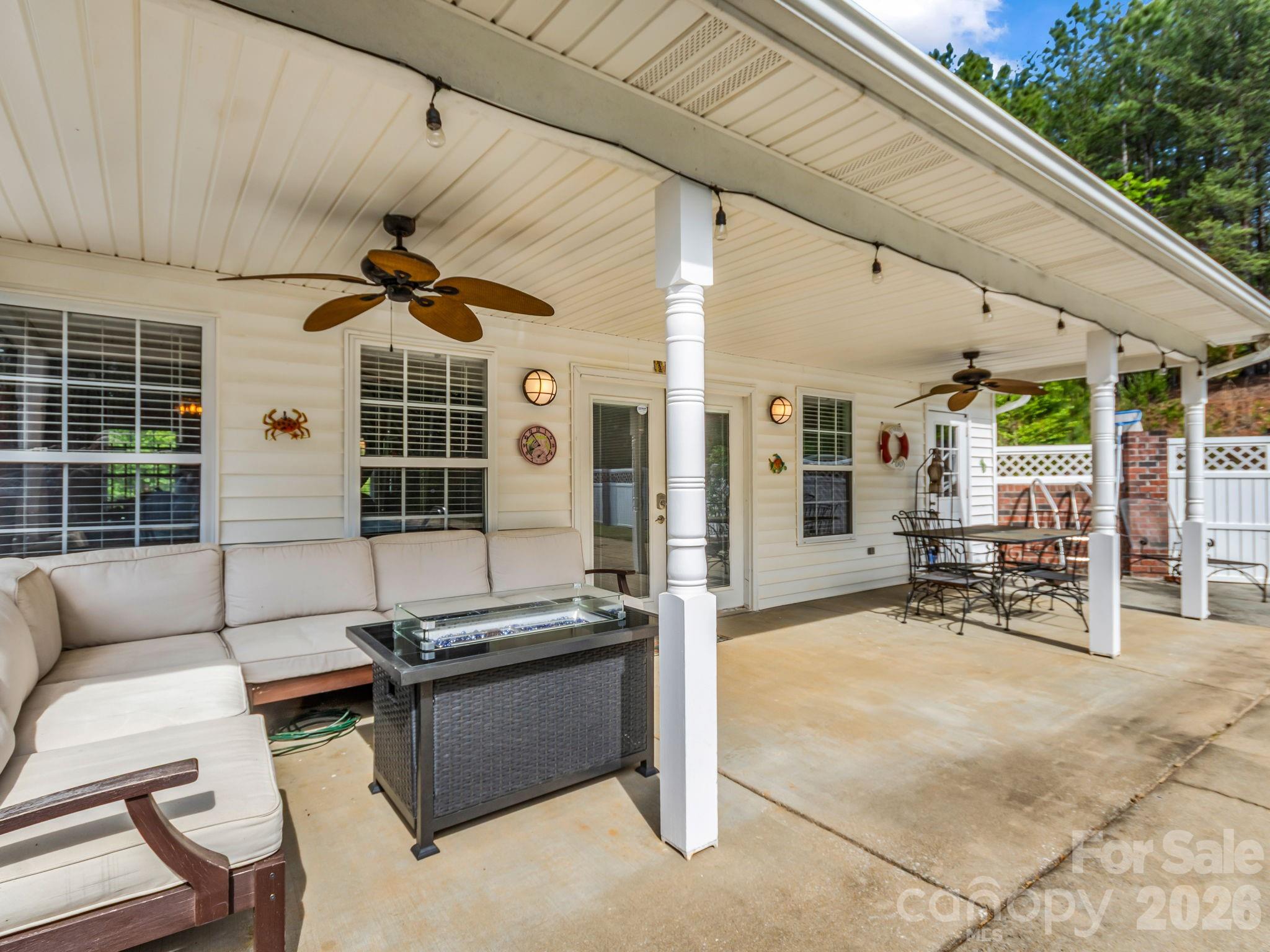 1467 Camp Creek Road — Union Mills