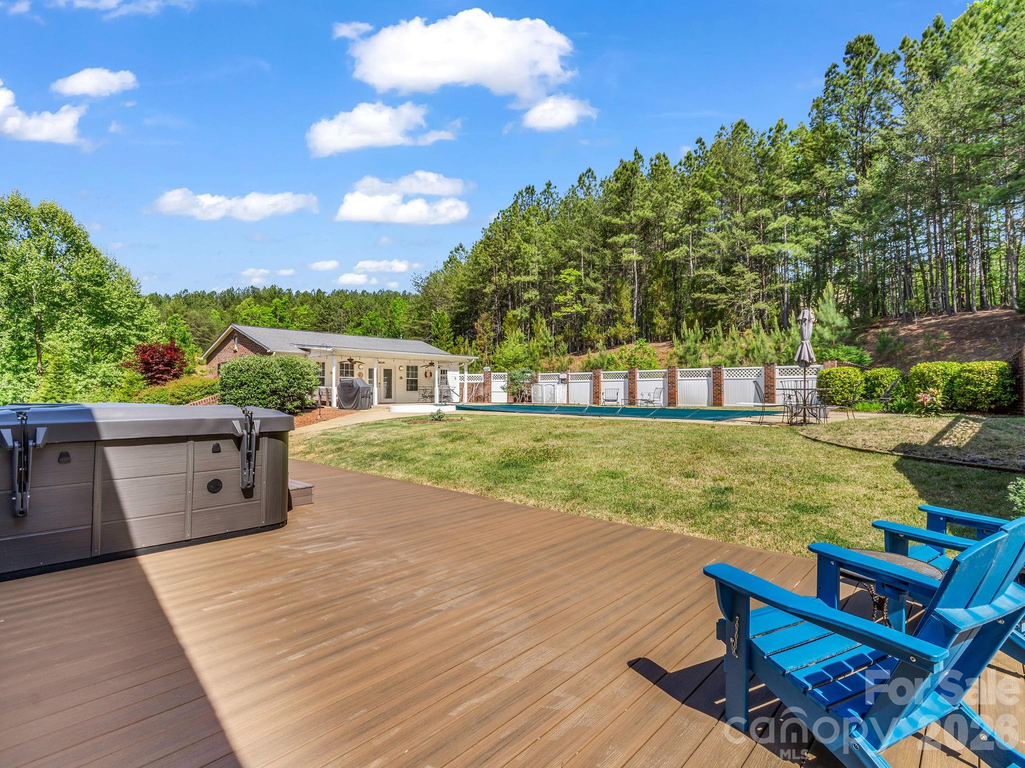 1467 Camp Creek Road — Union Mills