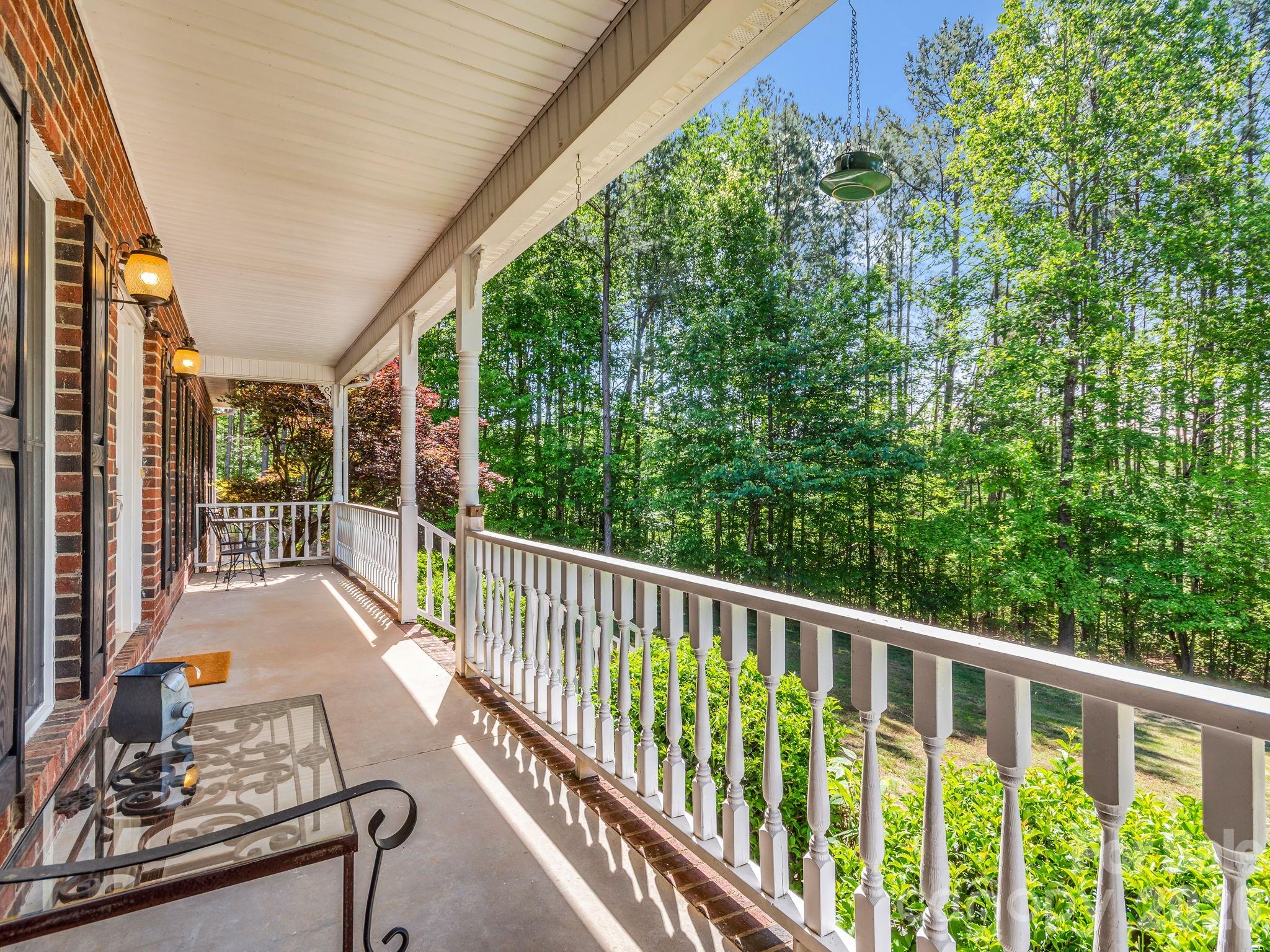 1467 Camp Creek Road — Union Mills