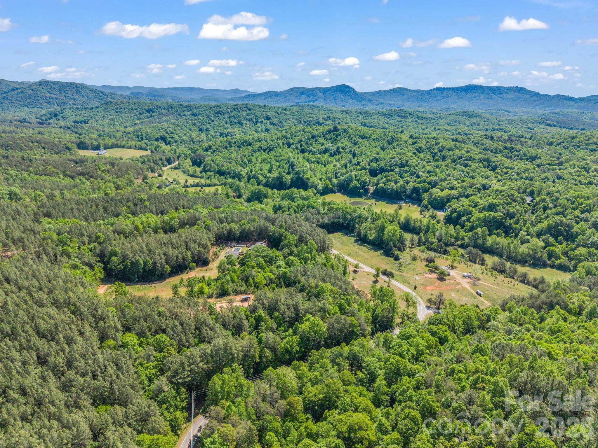 1467 Camp Creek Road — Union Mills