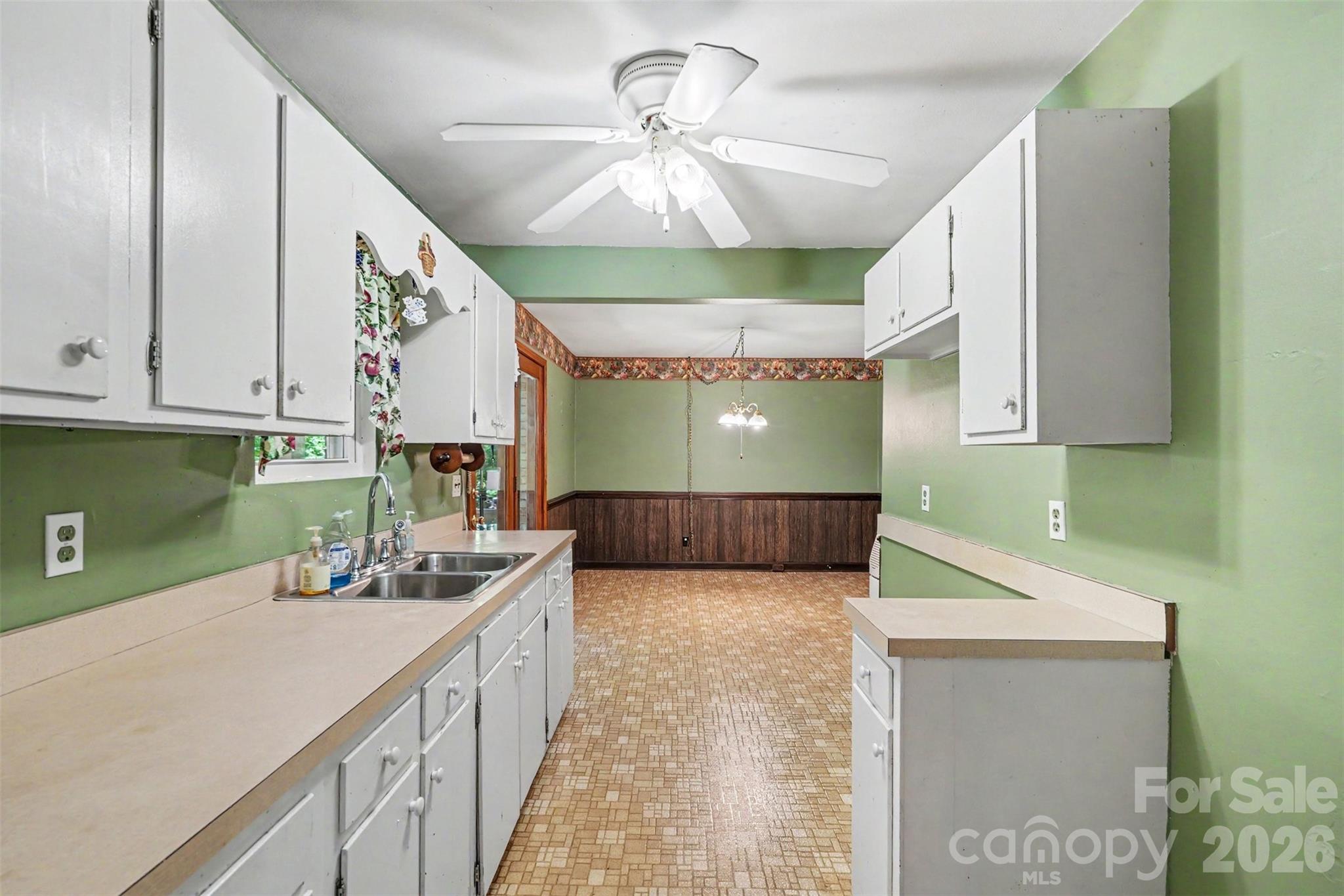 1304 Shannon Drive — Wadesboro