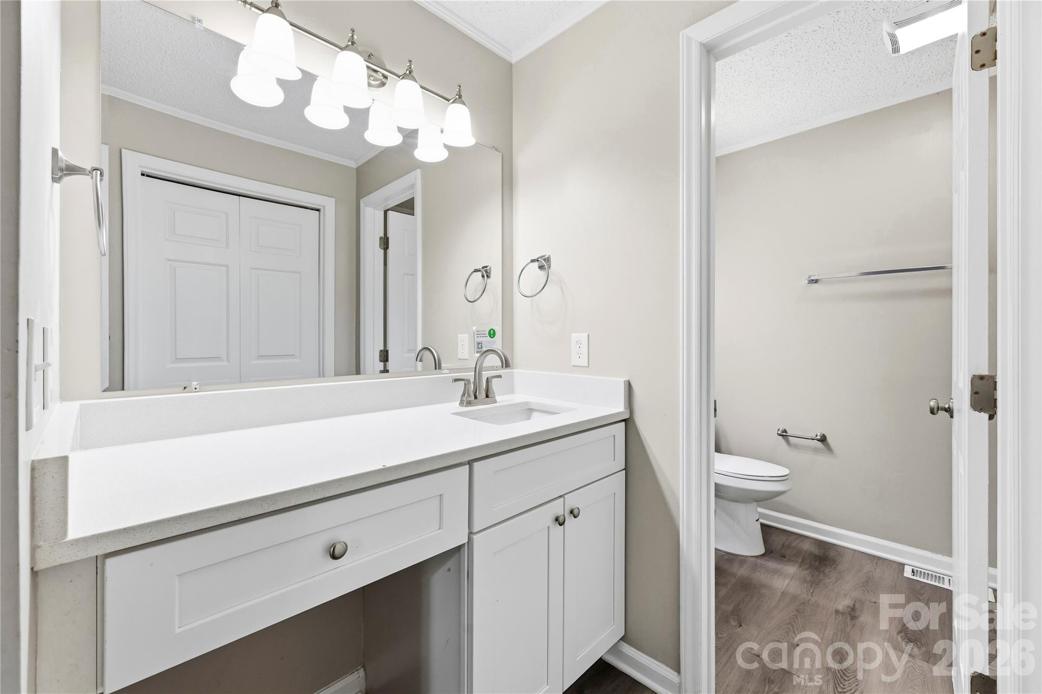 8200 Chrisbry Lane — Charlotte